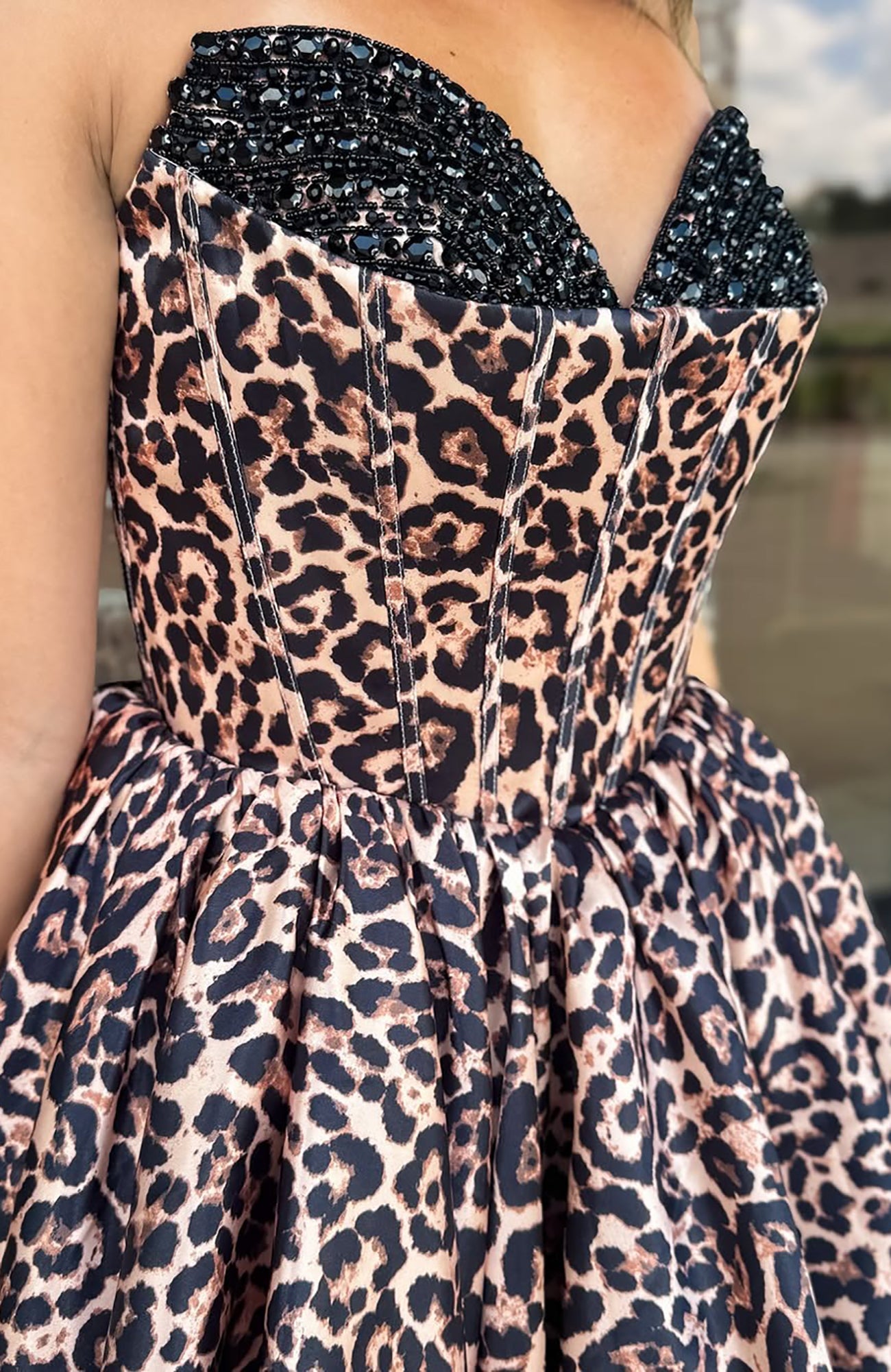 Sweetheart A Line Sequin Beaded Leopard Short Homecoming Dresses HE724