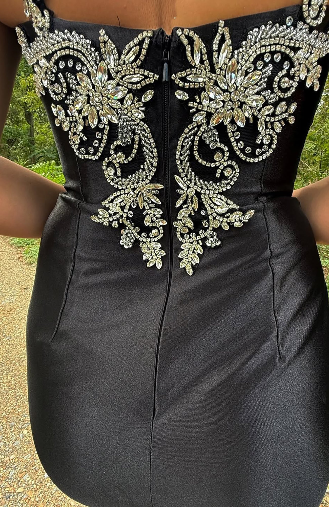 Satin Knee Length Sheath Crystal Beaded Homecoming Dresses for Juniors HE780