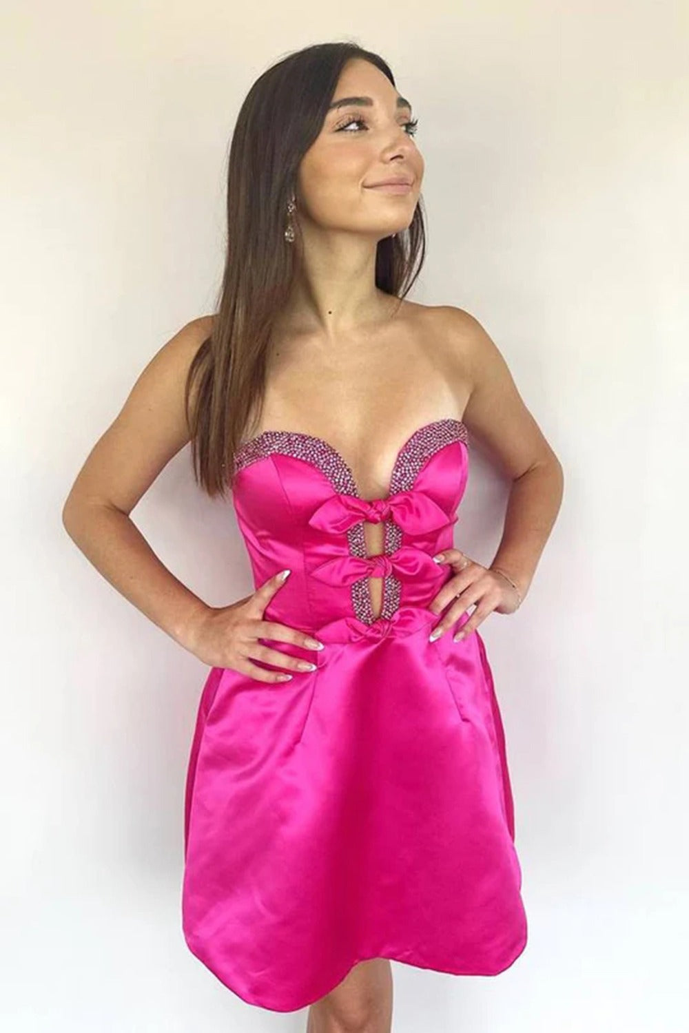 Sweetheart Satin Beaded Homecoming Dresses A Line Cocktail Gowns HE470
