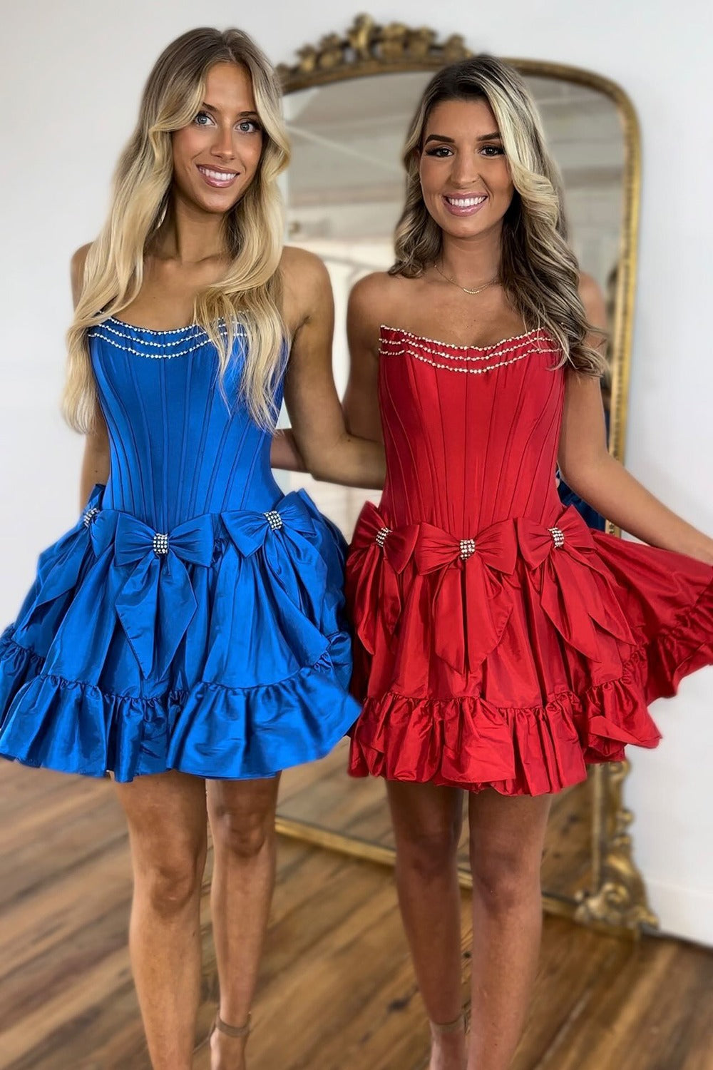 Sweetheart A Line Homecoming Dresses Short Satin Beaded Party Gowns HE461