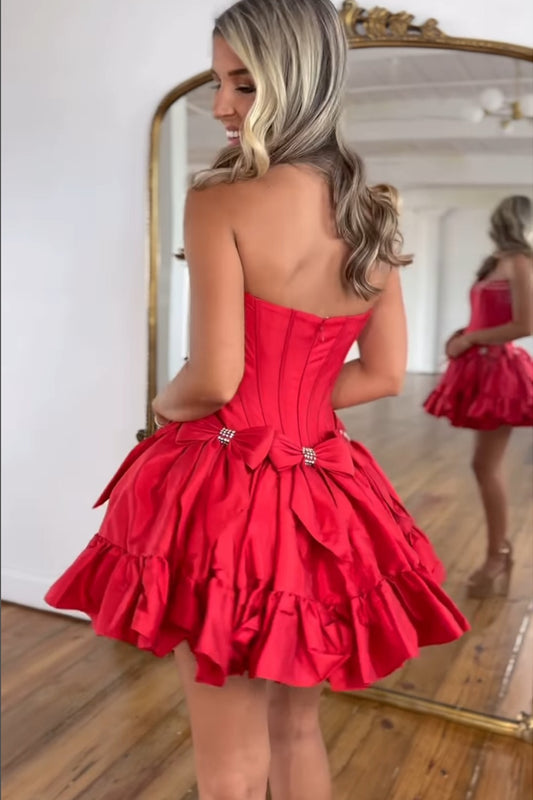 Sweetheart A Line Homecoming Dresses Short Satin Beaded Party Gowns HE461