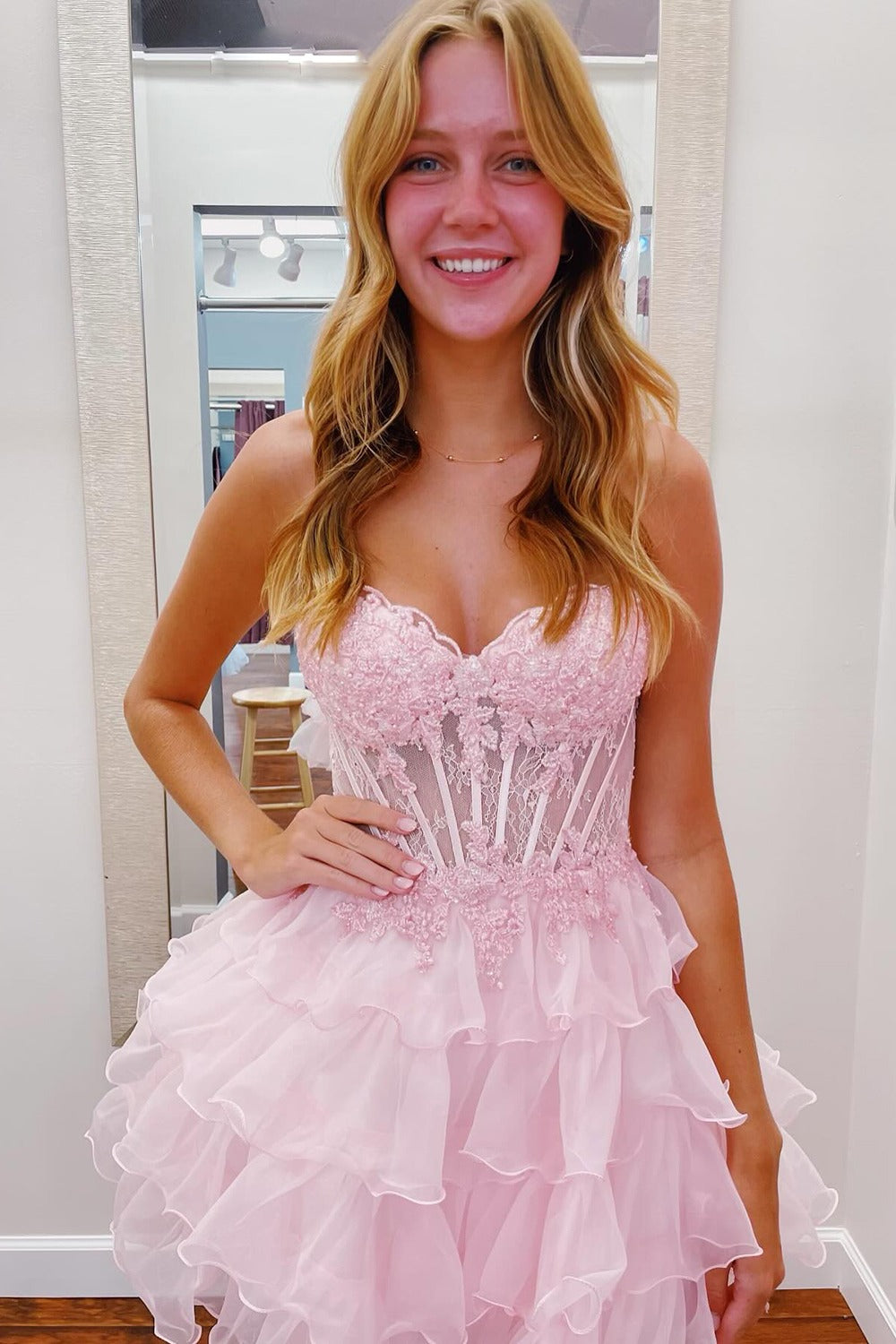 Sweetheart Appliques Homecoming Dresses Strapless Corset Ruffles Party Gowns HE496
