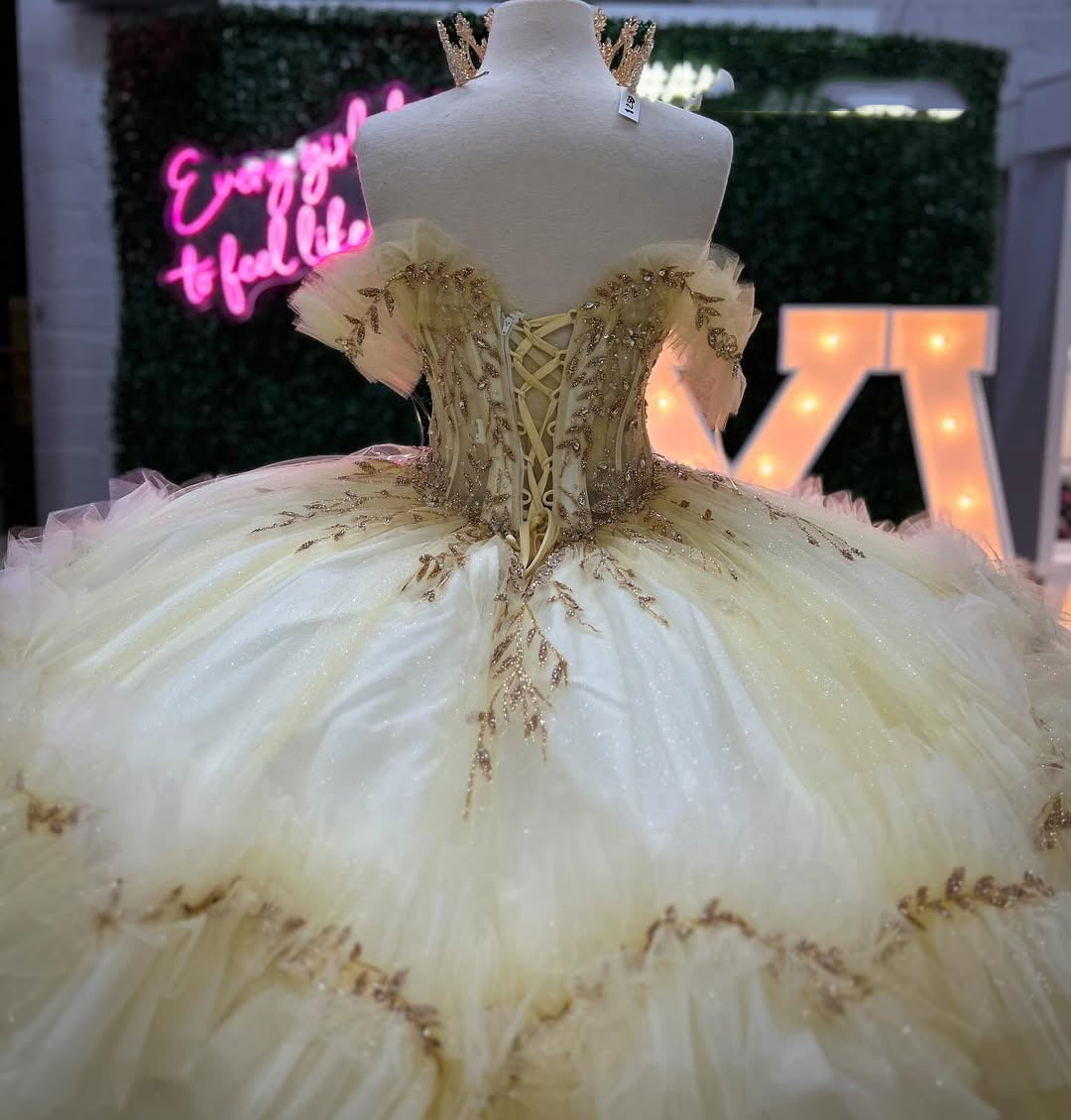 HE224-Vestido de quinceañera con hombros descubiertos, tul, cuentas, princesa, para fiesta de cumpleaños de 16 años