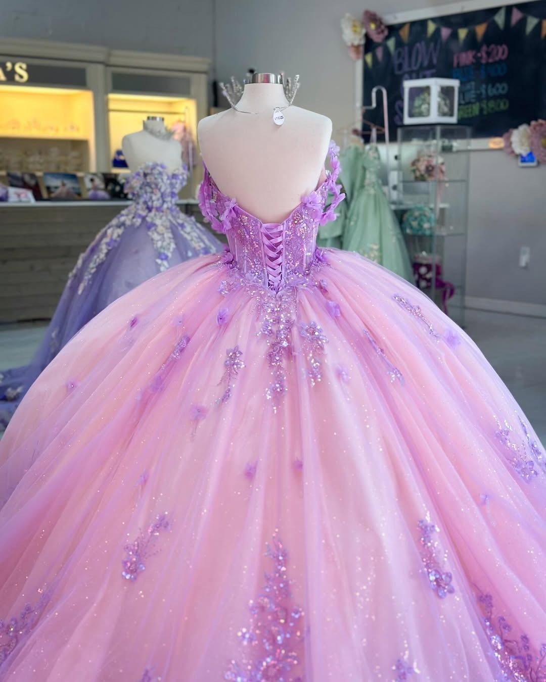 HE230-Vestido de princesa para quinceañera, hombros descubiertos, tul, apliques de encaje, para fiesta de cumpleaños de 16 años