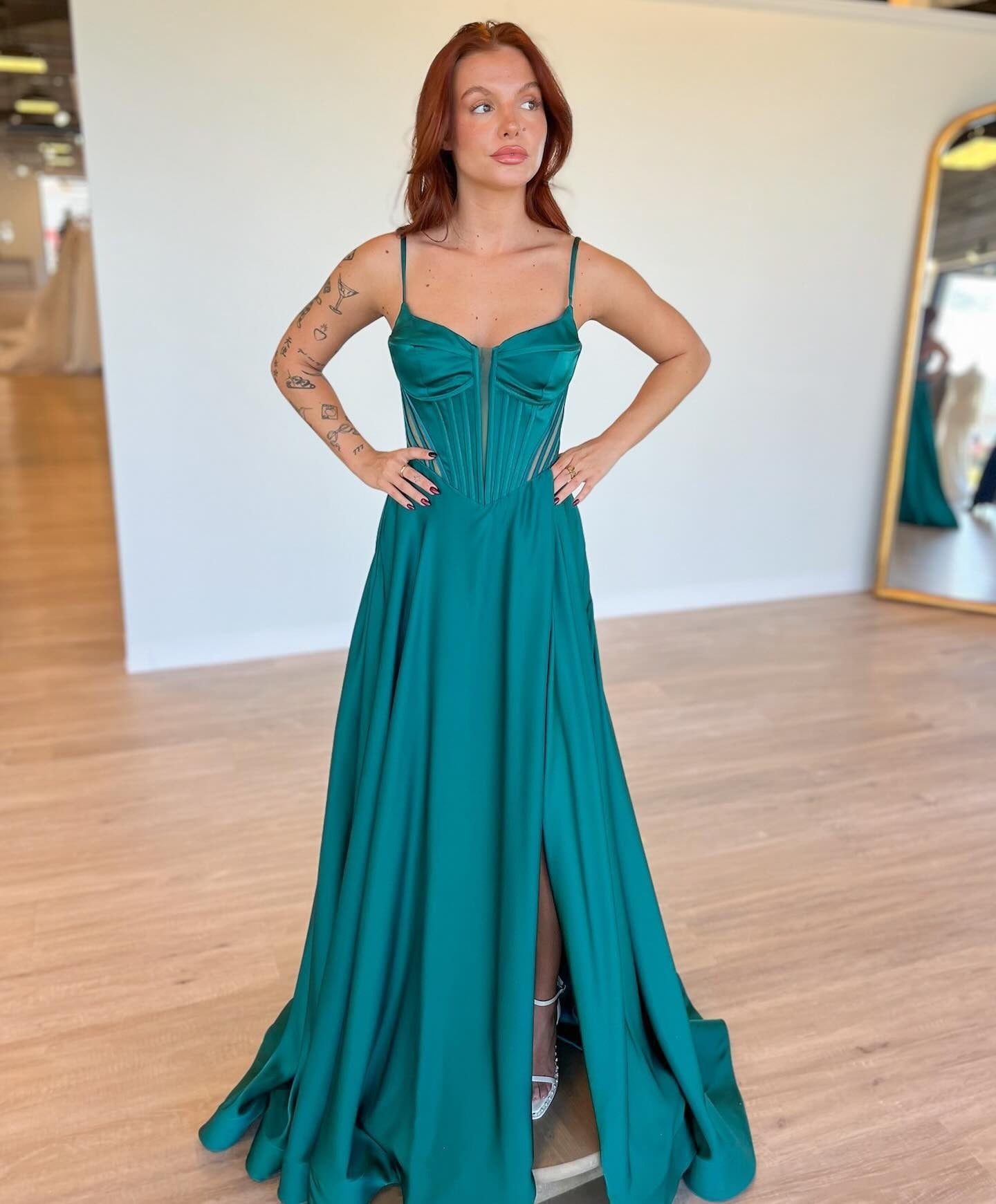 HE200-Vestido de fiesta de satén largo con abertura y tirantes finos, corsé, sin mangas, para fiesta formal
