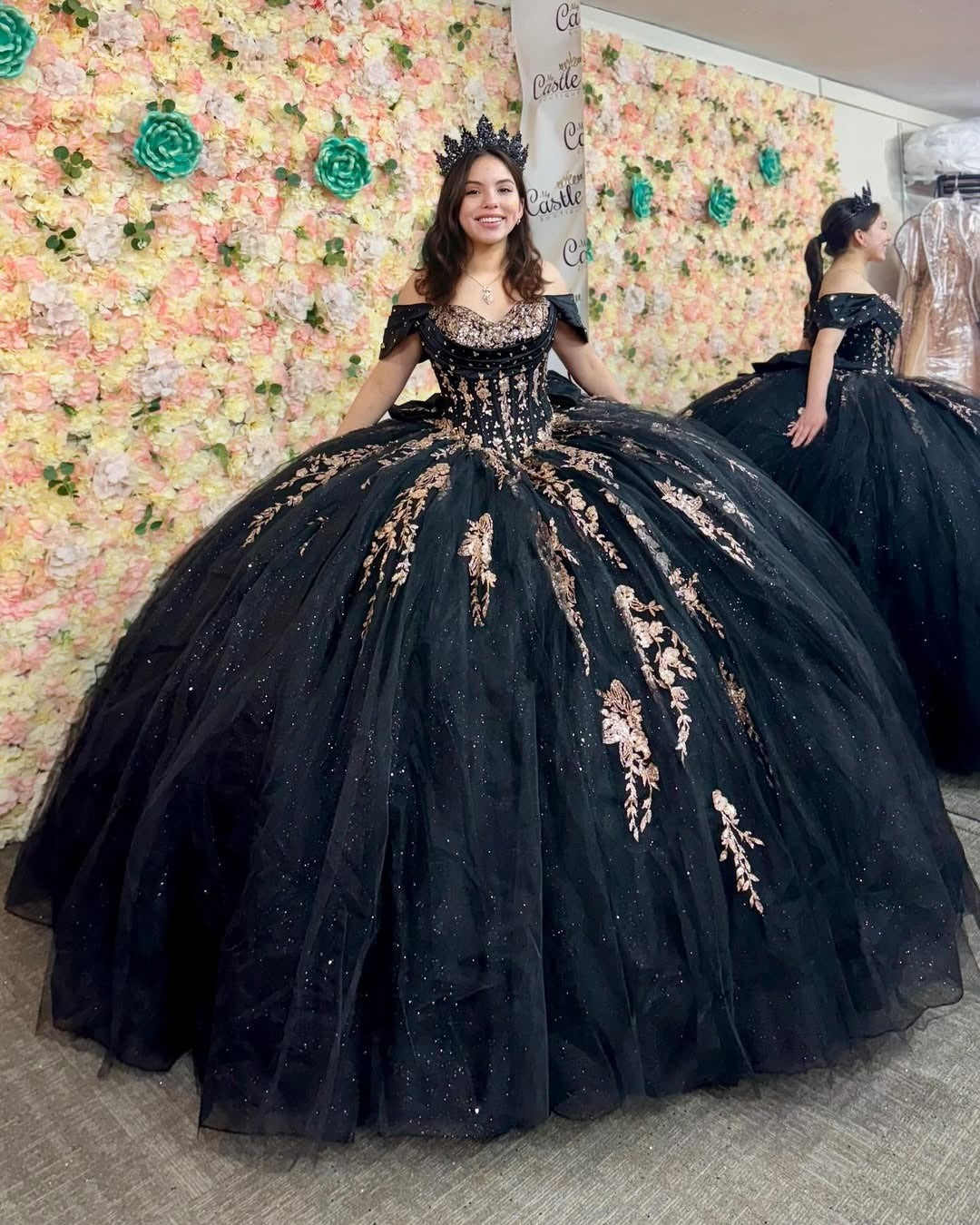 Tulle Beaded Quinceanera Dresses Lace Appliques Ball Gown Sweet 16 Party Dresses HE076