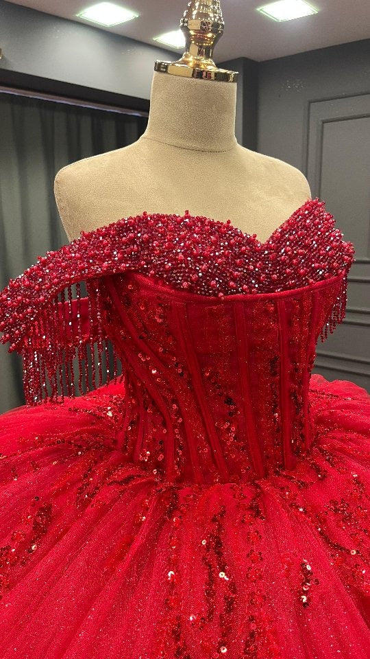 HE174-Vestido de quinceañera de tul rojo con cola larga, vestido de princesa con cuentas, vestido de fiesta de graduación sin mangas con hombros descubiertos para dulces 16