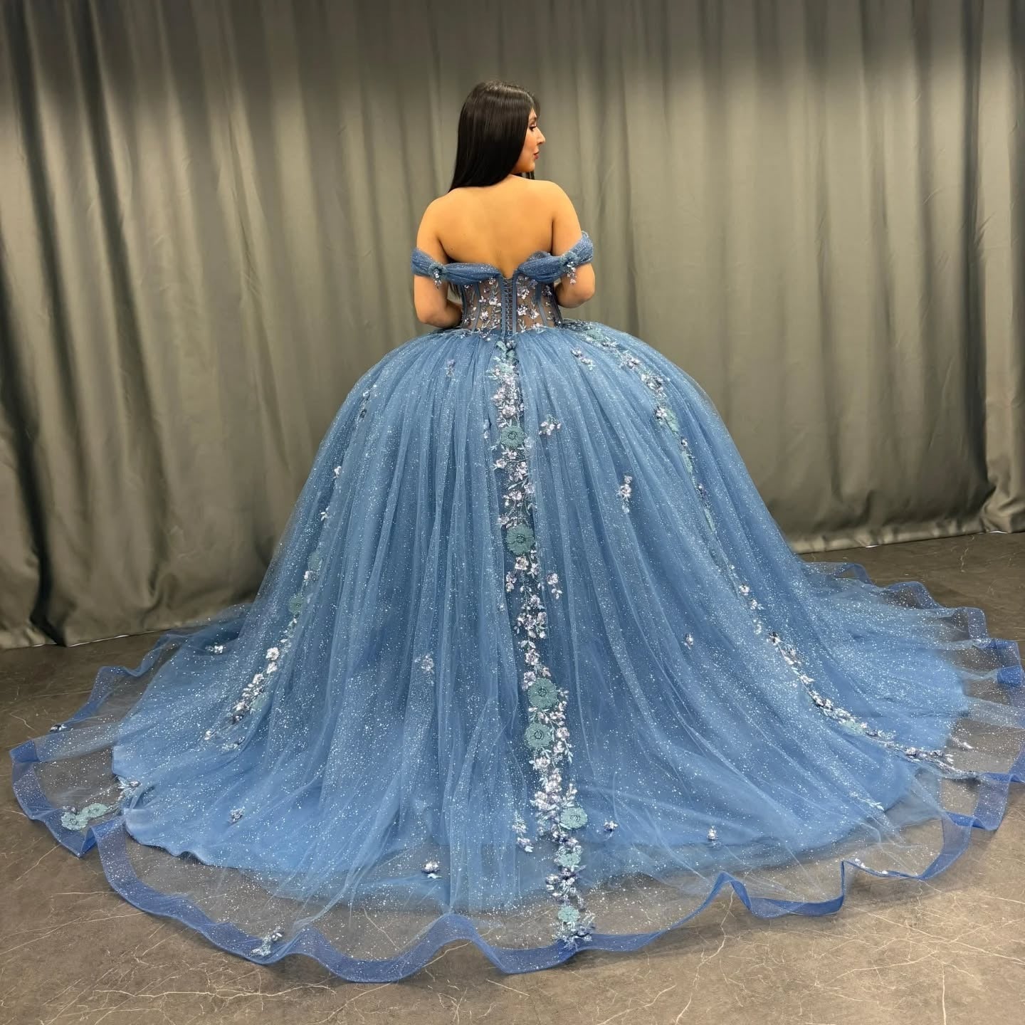 Tulle Lace Beaded Quinceanera Dresses for Sweet 16 Princess Birthday Party Dresses HE154