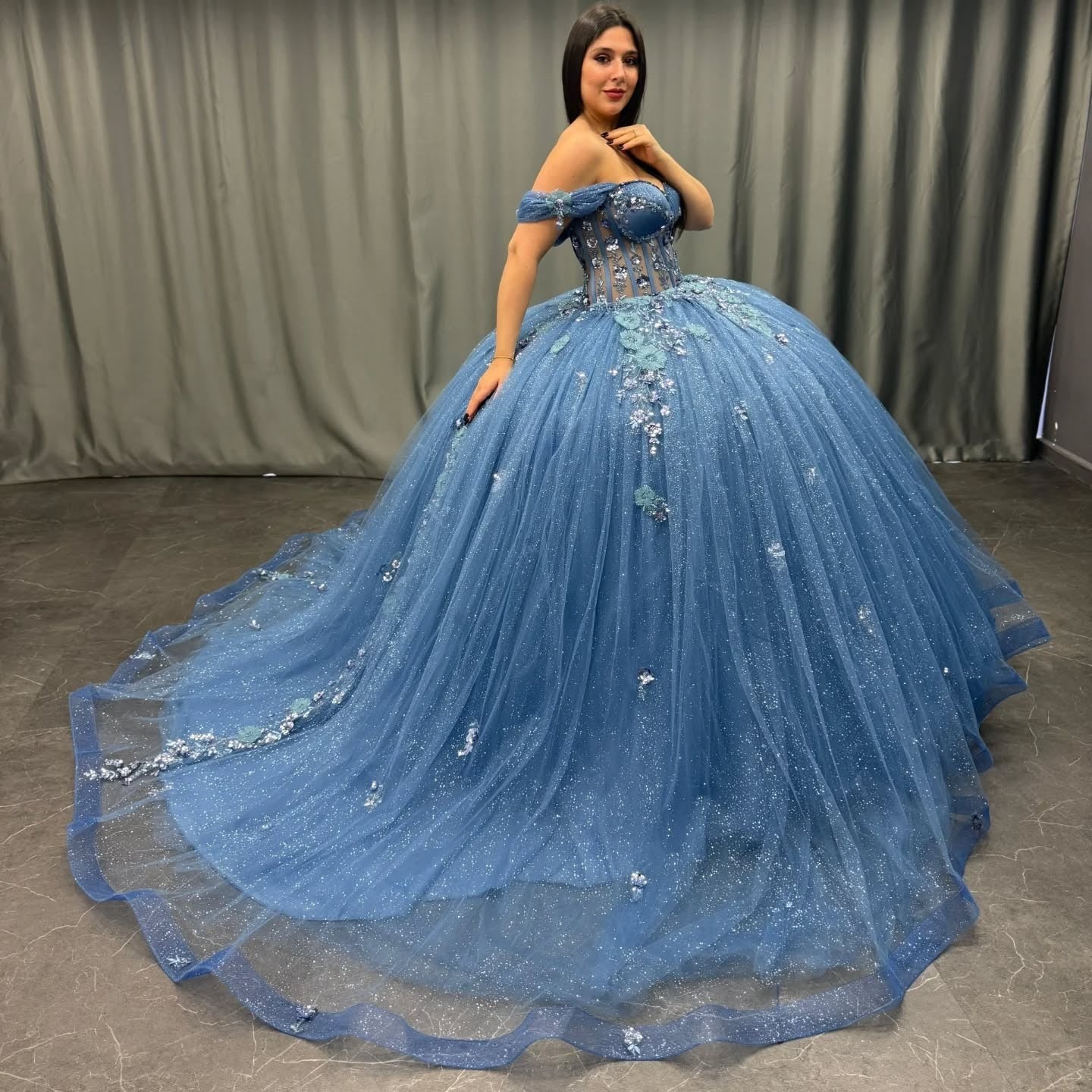 Tulle Lace Beaded Quinceanera Dresses for Sweet 16 Princess Birthday Party Dresses HE154