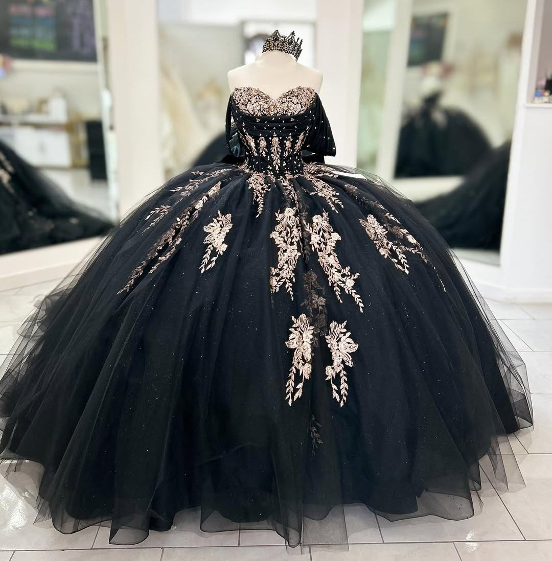 Off Shoulder Princess Quinceanera Dresses Tulle Lace Beaded Prom Gowns HE217