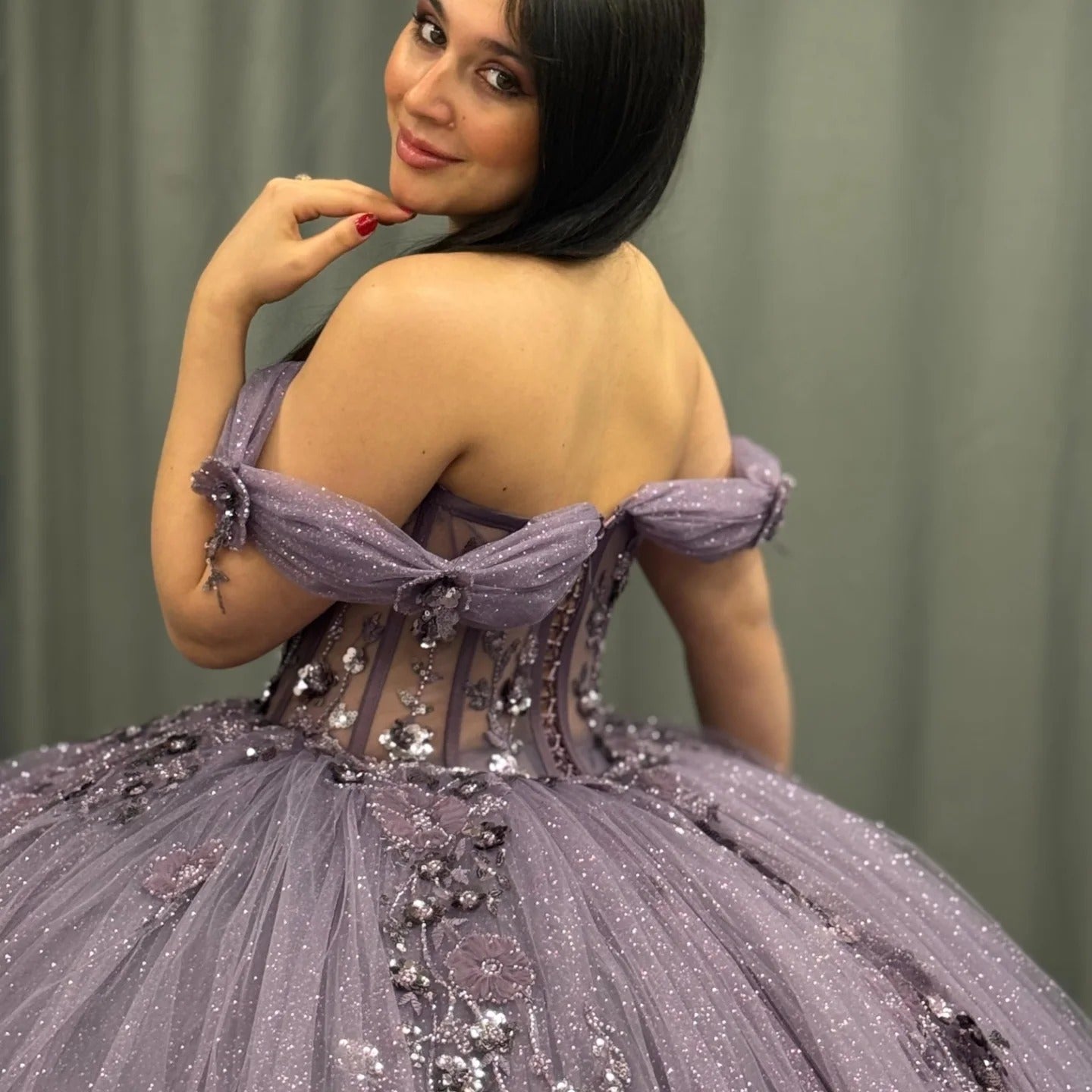 HE167 - Hermoso vestido de quinceañera con hombros descubiertos, vestido de baile de tul con encaje y cuentas, vestido de princesa para fiesta de cumpleaños y graduación para dulces 16