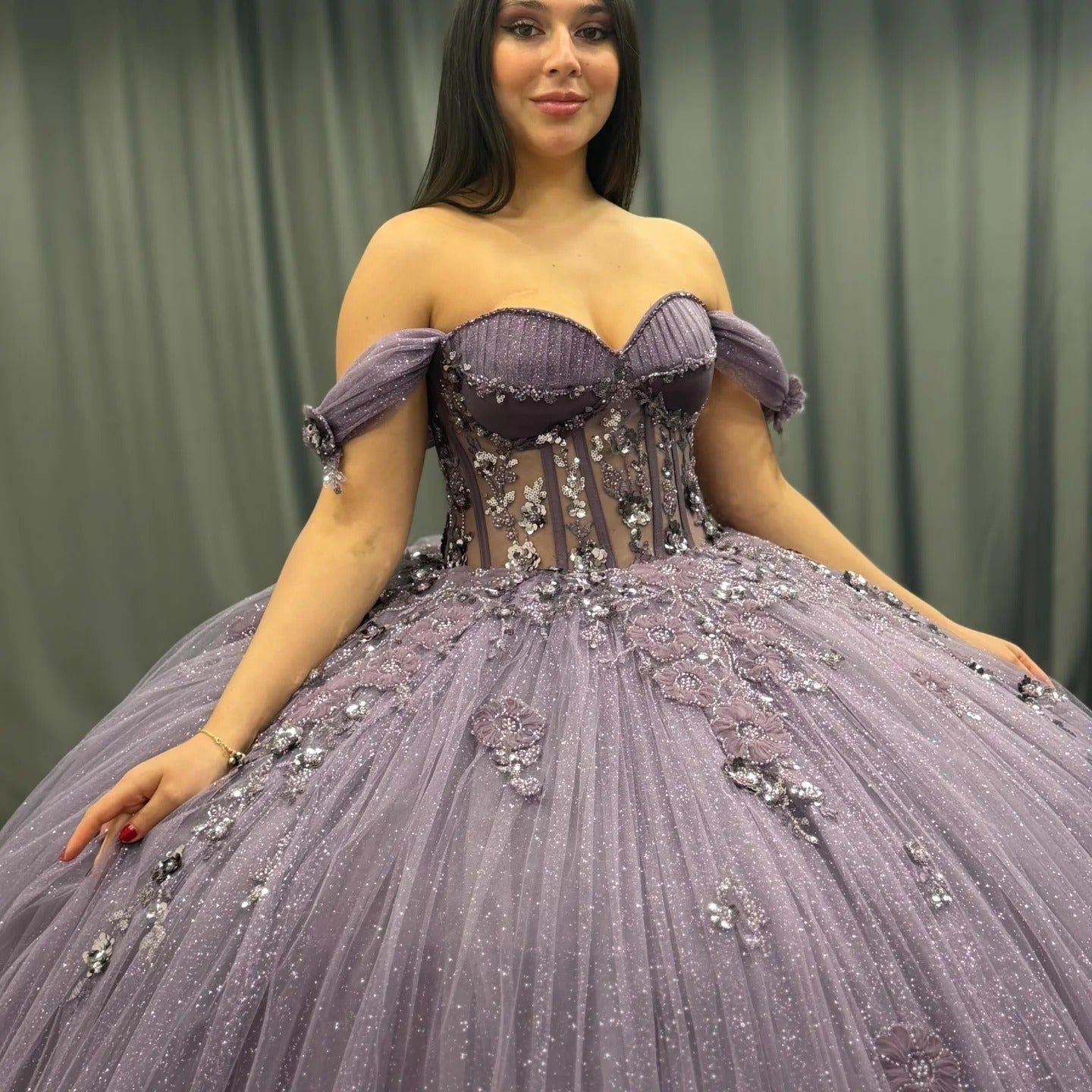 HE167 - Hermoso vestido de quinceañera con hombros descubiertos, vestido de baile de tul con encaje y cuentas, vestido de princesa para fiesta de cumpleaños y graduación para dulces 16