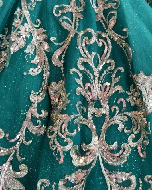 Lace Appliques Quinceanera Dresses Tulle Ruffles Sweet 16 Birthday Party Gowns HE081