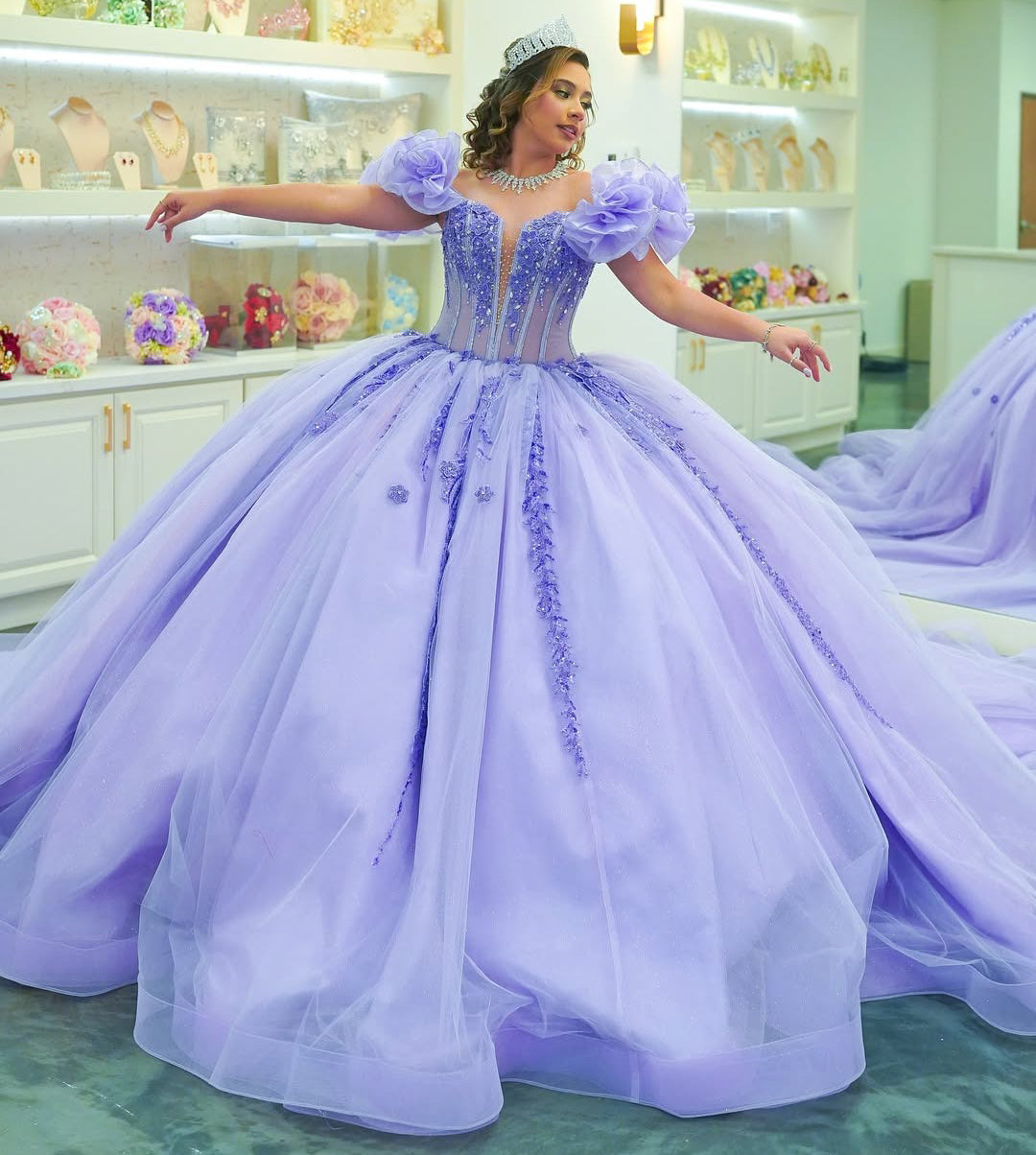 Sweetheart Lilac Quinceanera Dresses Tulle Lace Appliques Sweet 16 Party Gowns HE095