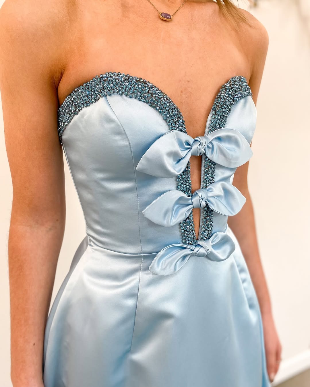 Sweetheart A Line Long Prom Dresses Satin Beaded Evening Dresses with Pockets HE242
