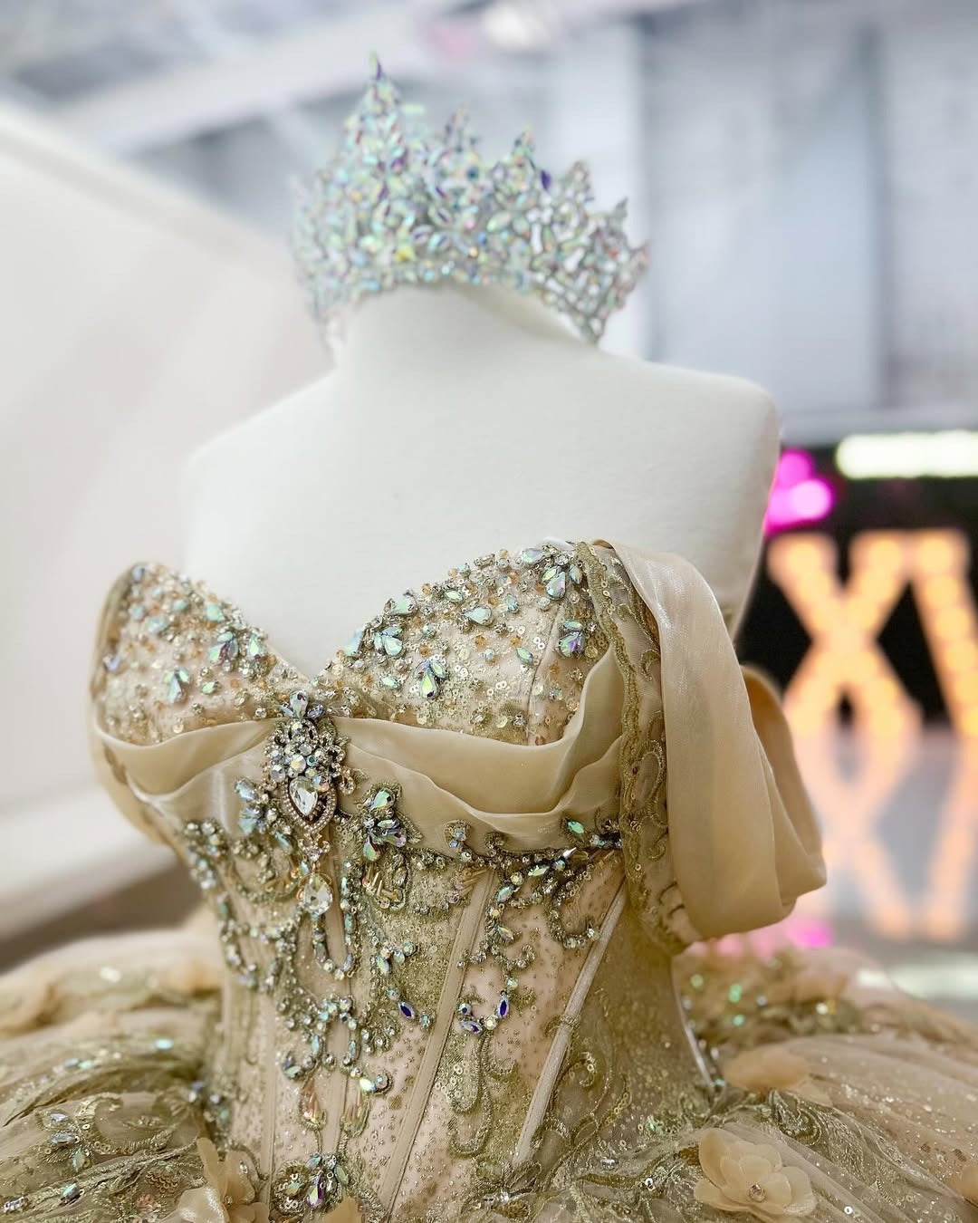HE219 - Vestidos de quinceañera de tul brillante, vestido de baile de tul con encaje y cuentas, vestidos de fiesta de cumpleaños de 16 años, vestidos de fiesta con hombros descubiertos