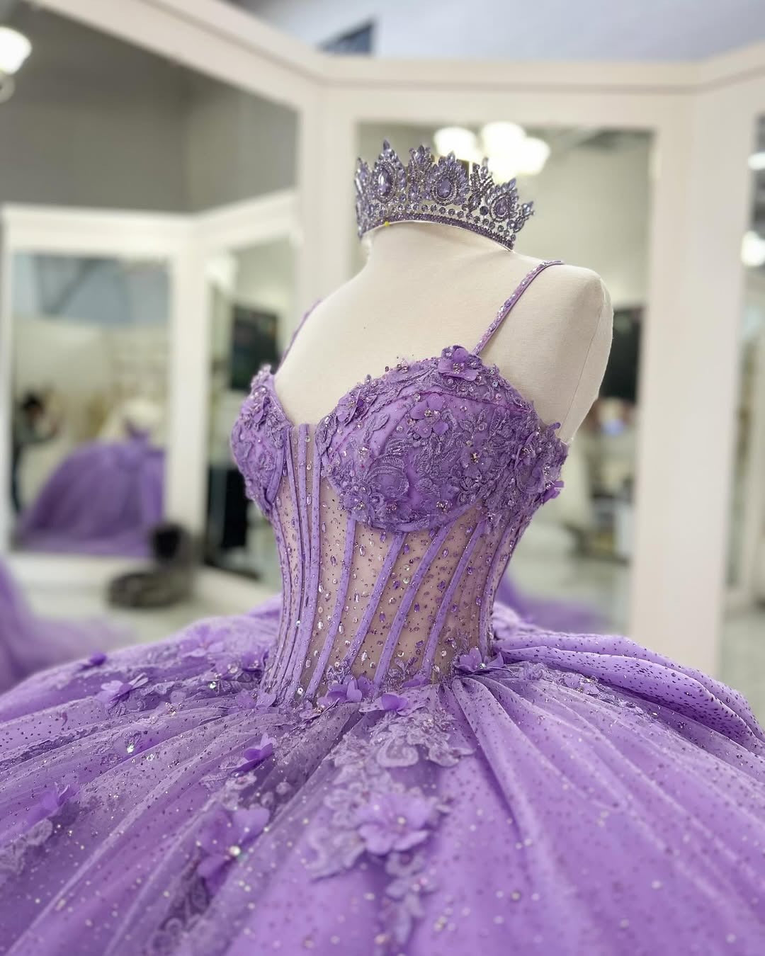 Lilac Sweetheart Princess Quinceanera Dresses Tulle Lace Beaded Party Gowns HE215