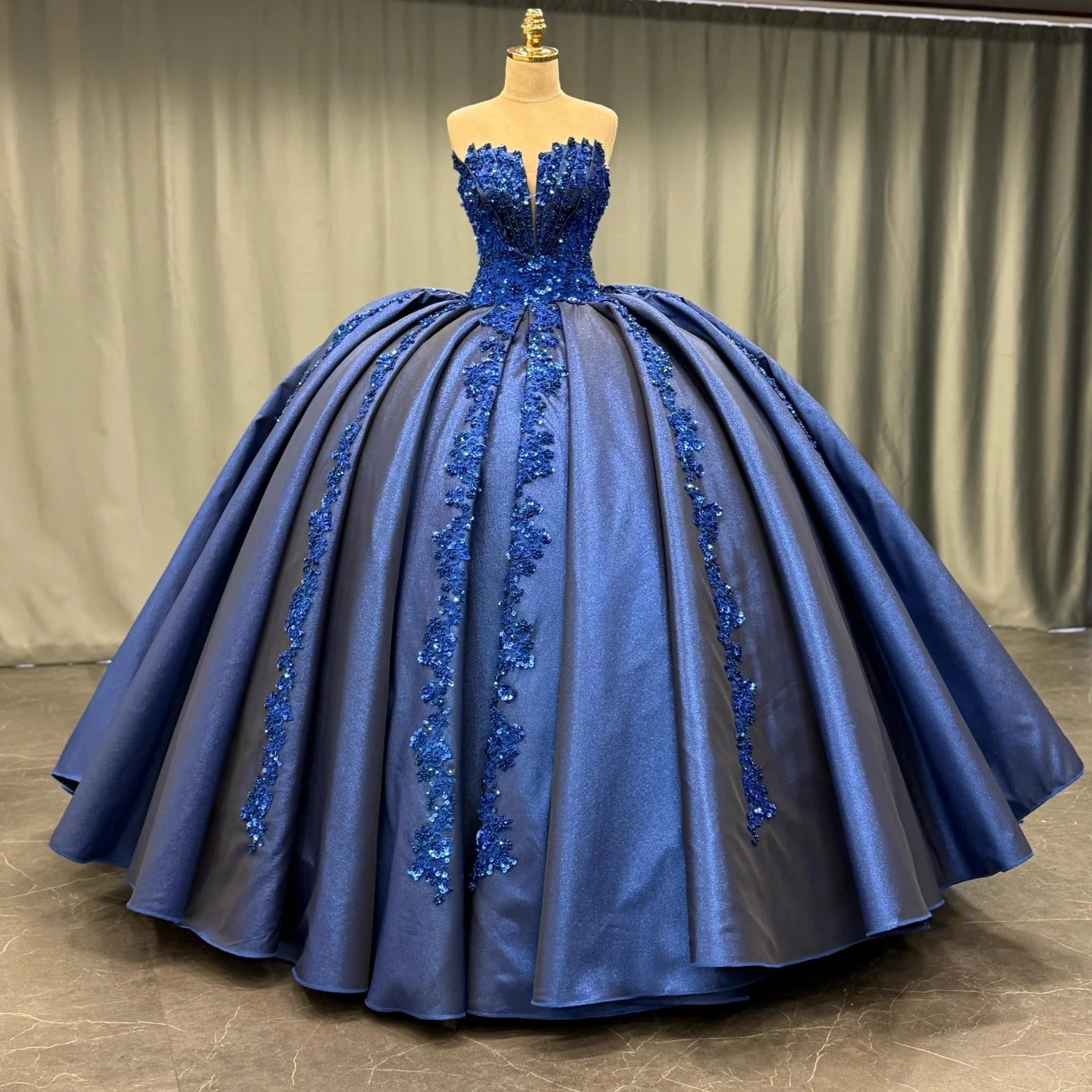 HE172-Vestido de quinceañera de princesa con cuentas y encaje satinado, vestido de baile con escote corazón, hermoso vestido de fiesta para dulces 16