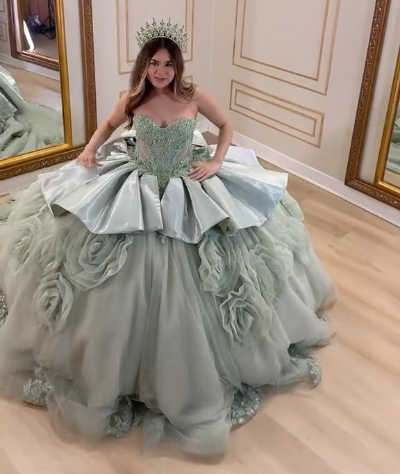 HE052-Sweetheart Lace Beaded Ball Gown Quinceanera Dresses Satin Ruffles Sweet 16 Birthday Gowns with Long Train