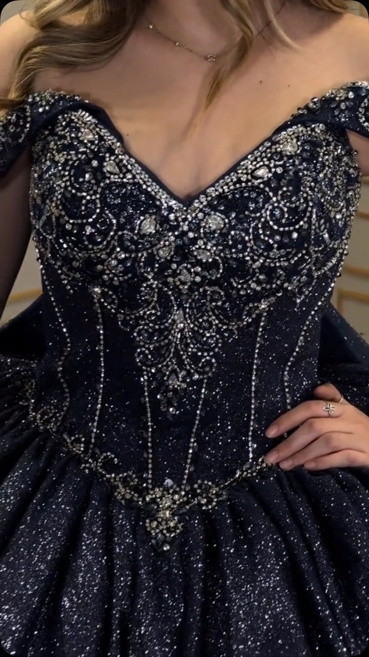 HE161-Vestido de quinceañera con hombros descubiertos, lentejuelas y cuentas, tul brillante, estilo princesa, para fiesta de 16 años, vestido de gala, vestido de fiesta de cumpleaños y graduación