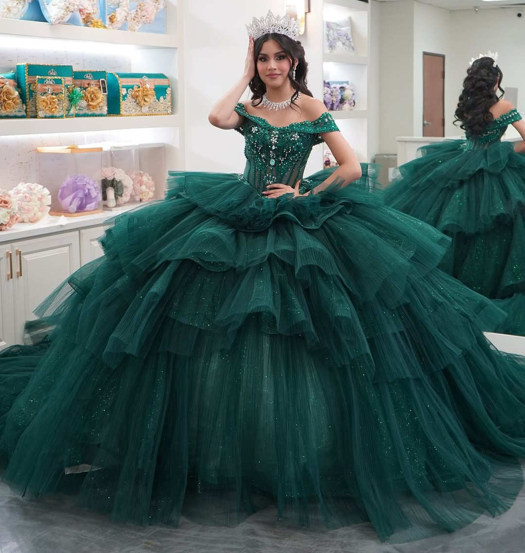 Ball Gown Quinceanera Dresses for Sweet 16 Tulle Beaded Ruffles Birthday Party Dresses HE147