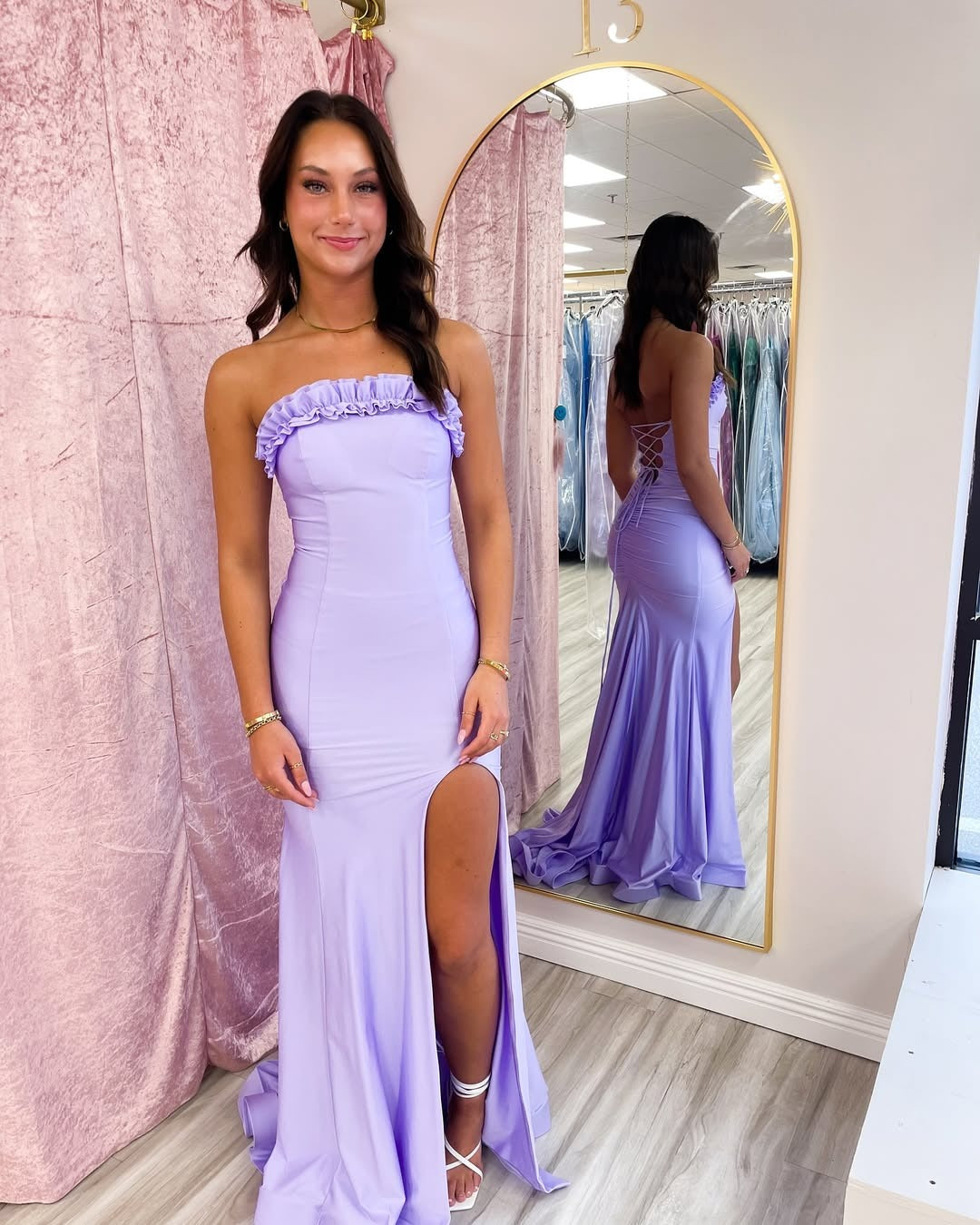 HE266-Vestido de fiesta largo de sirena de satén con volantes, sin tirantes, talla grande, con abertura lateral y formal para mujer