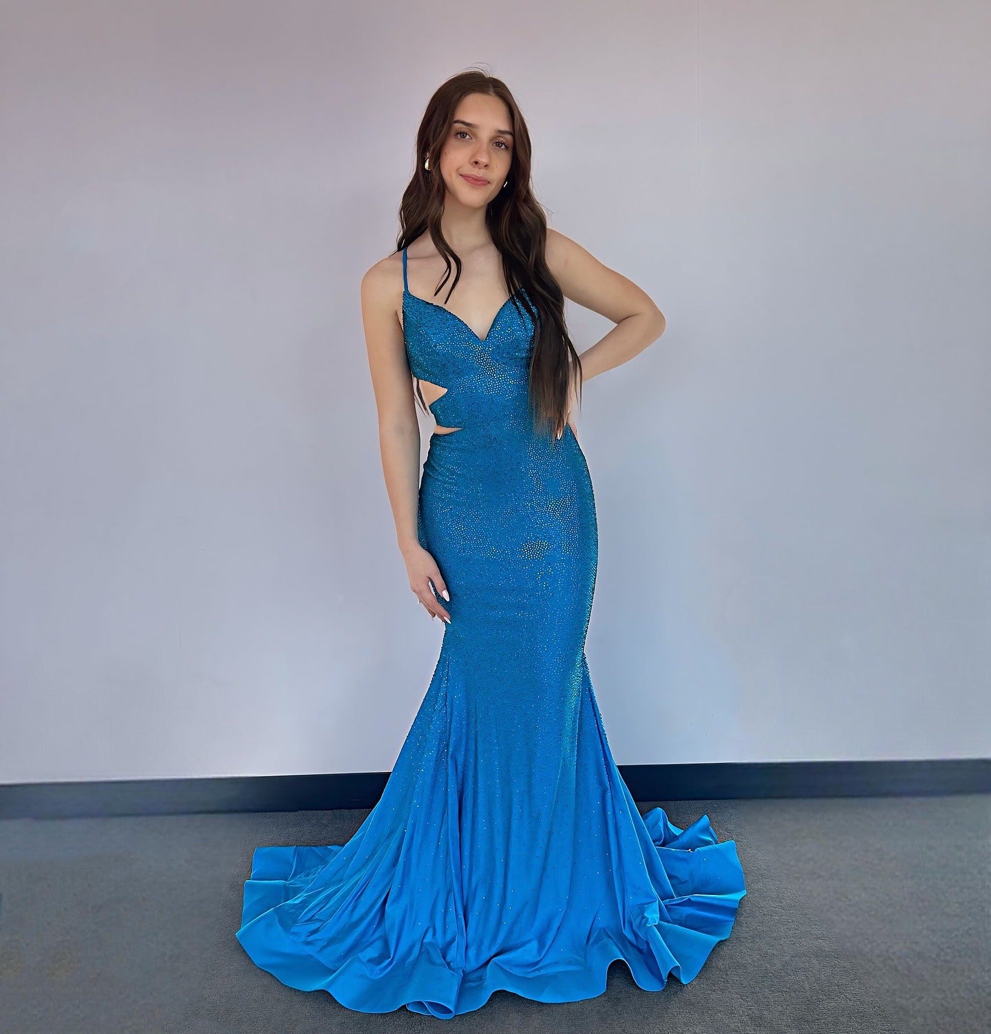 Vestidos de fiesta largos de sirena con escote en V y lentejuelas de satén con cuentas HE341