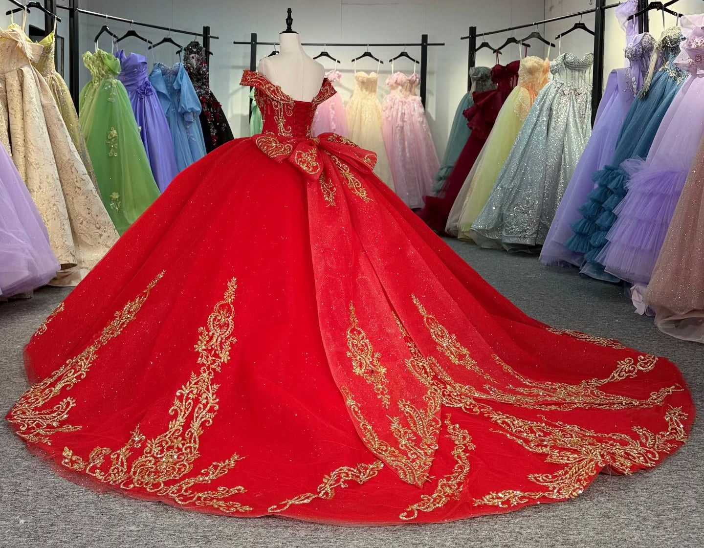 HE276 - Hermosos vestidos de quinceañera de princesa, vestido de baile de tul con apliques de encaje, vestidos de fiesta de cumpleaños rojos para dulces 16.