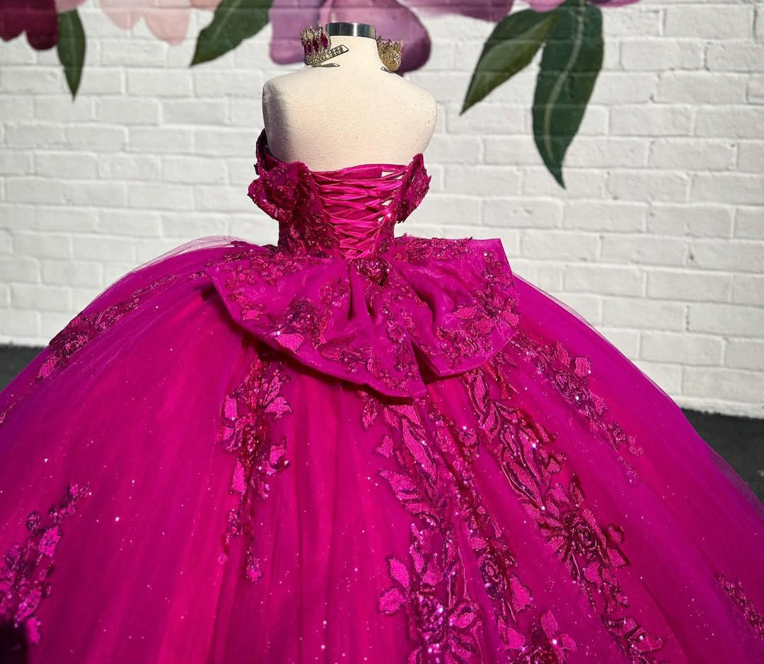 HE209-Vestido de quinceañera con escote corazón, precioso vestido de tul con apliques de encaje estilo princesa para fiesta de cumpleaños.