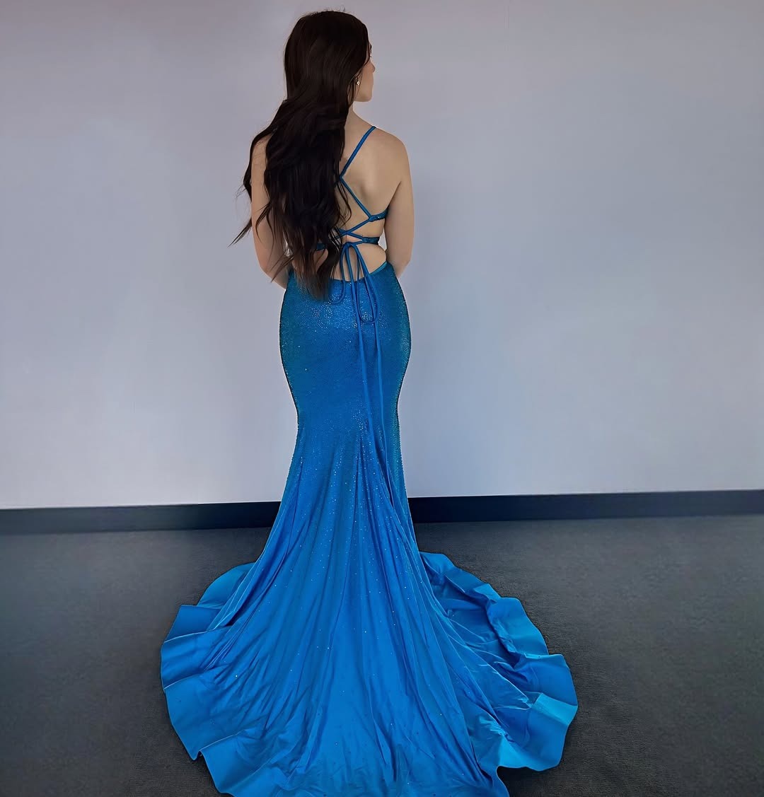 Vestidos de fiesta largos de sirena con escote en V y lentejuelas de satén con cuentas HE341