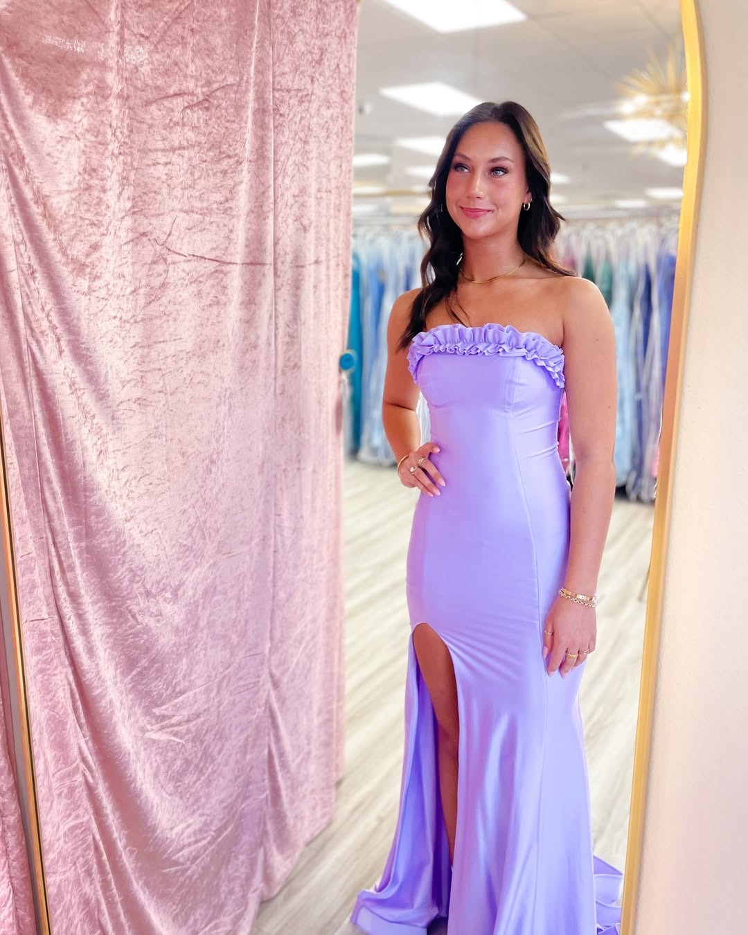 HE266-Vestido de fiesta largo de sirena de satén con volantes, sin tirantes, talla grande, con abertura lateral y formal para mujer