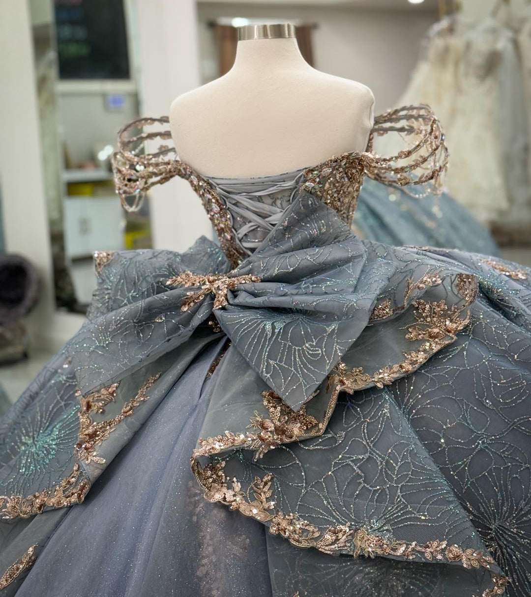 Tulle Lace Beaded Quinceanera Dresses Ball Gown Sweet 16 Birthday Dresses HE274