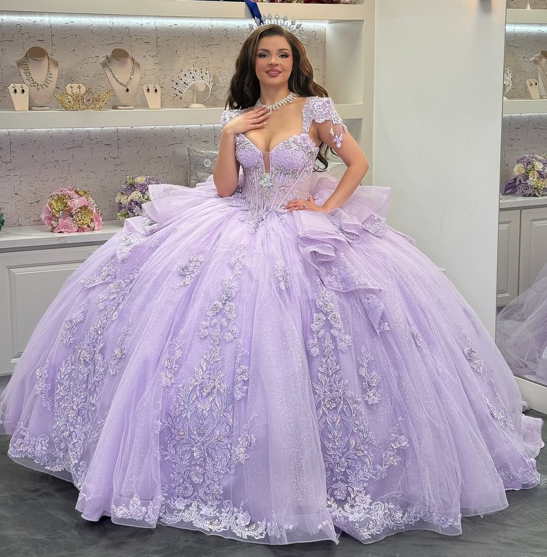 Lilac Sweetheart Quinceanera Dresses Tulle Lace Appliqued Sweet 16 Party Gowns HE233
