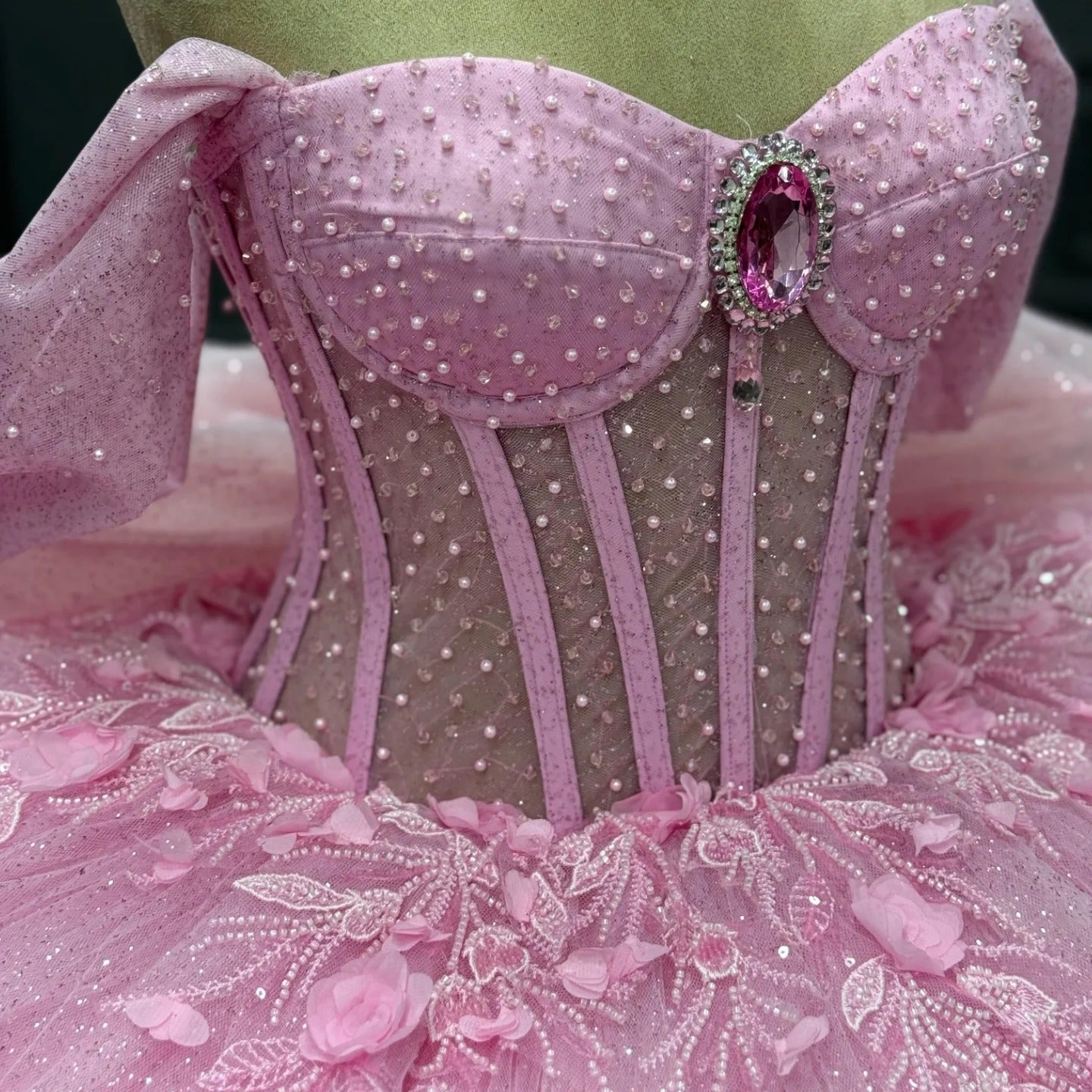 Princess Quinceanera Dresses Tulle Appliques Pink Sweet 16 Party Dress HE425