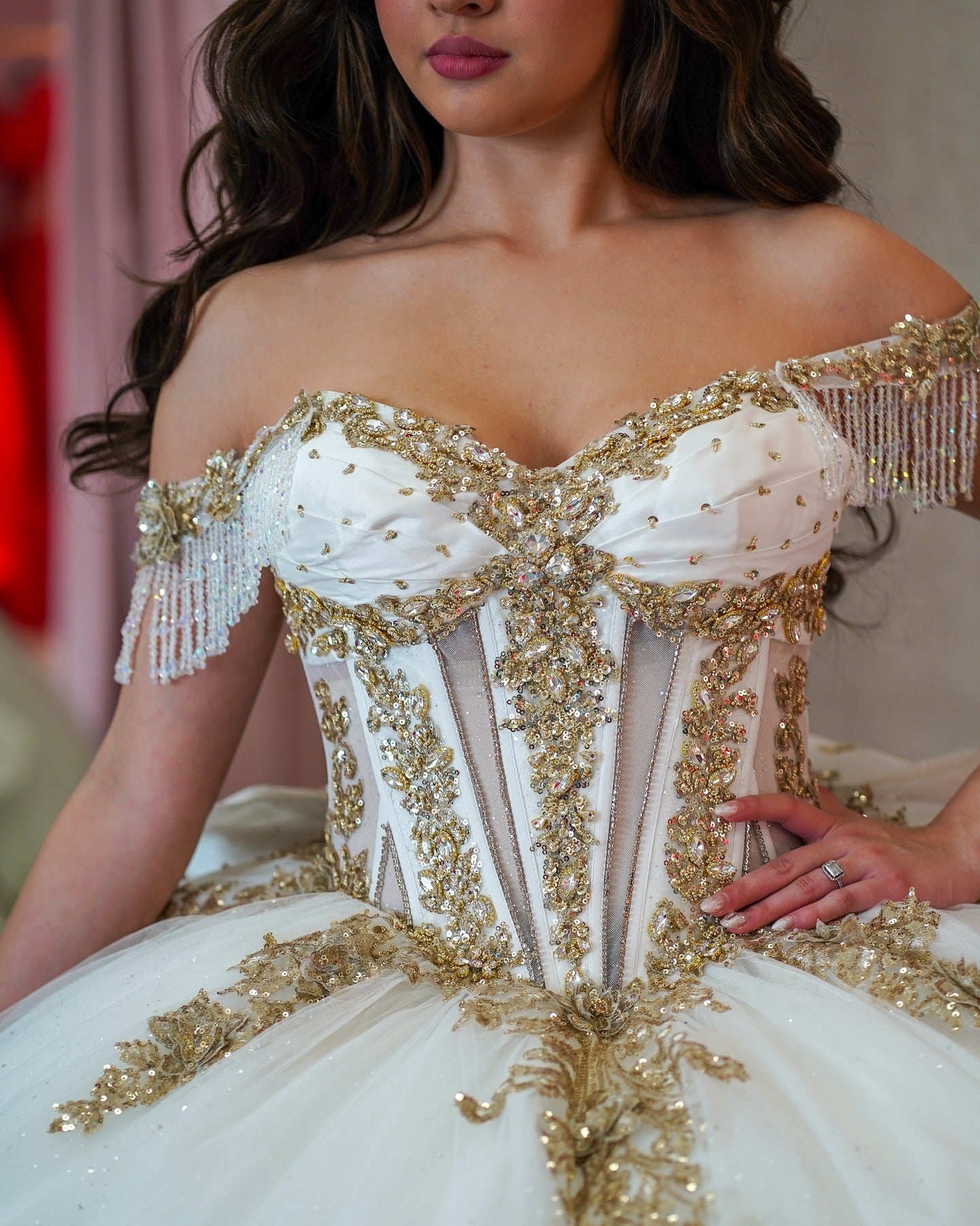 HE320-Vestido de quinceañera con hombros descubiertos color champán, vestido de baile estilo princesa, vestido de fiesta de 16 años, vestido de tul con encaje para graduación