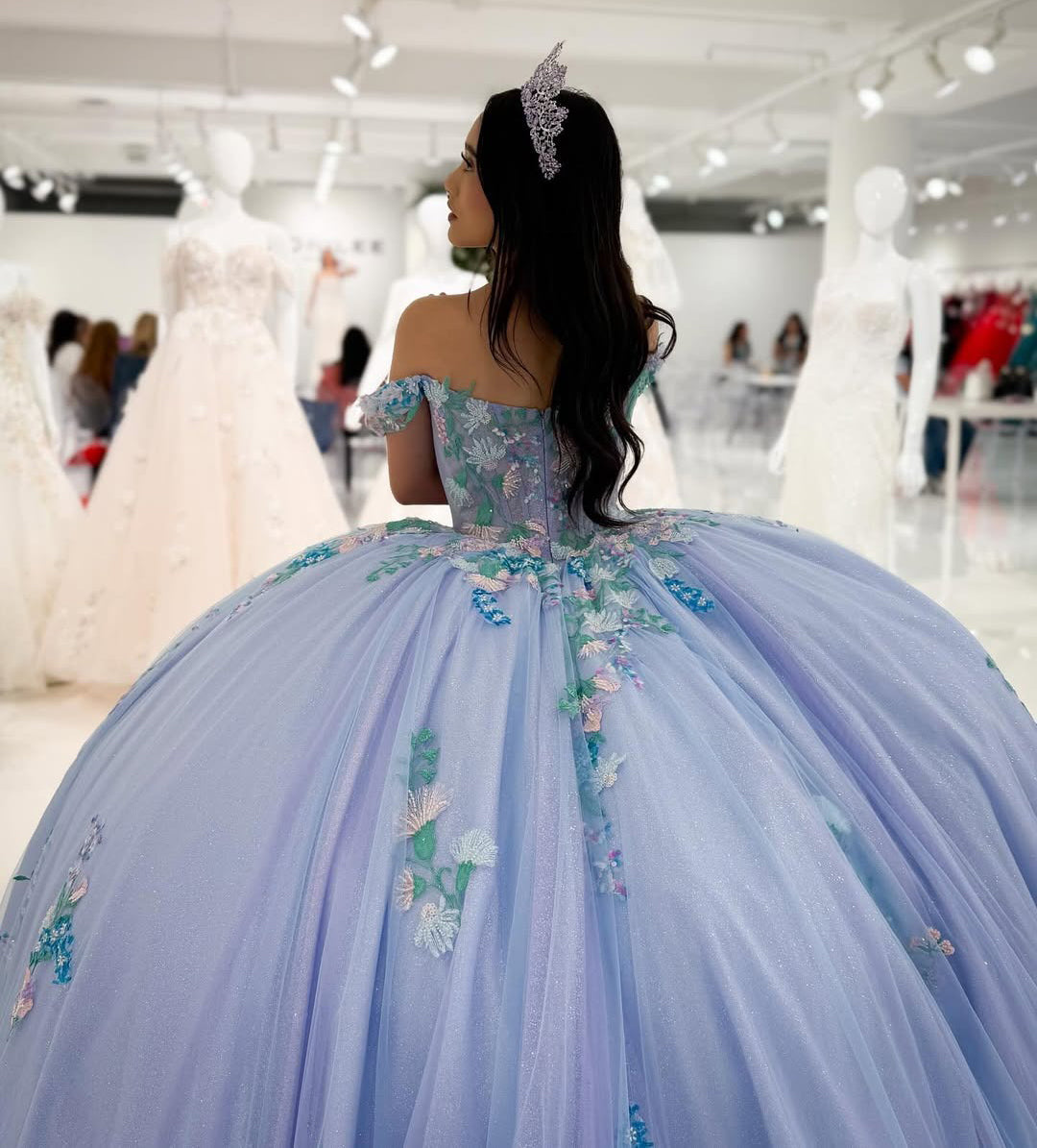 Princess Ball Gown Quinceanera Dresses Tulle Lace Appliques Sweet 16 Gowns HE313