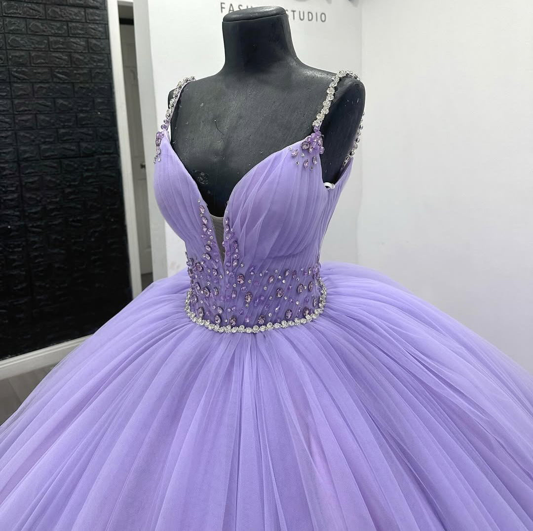 Ball Gown V Neck Quinceanera Dresses Tulle Ruffles Sweet 16 Prom Gowns HE450