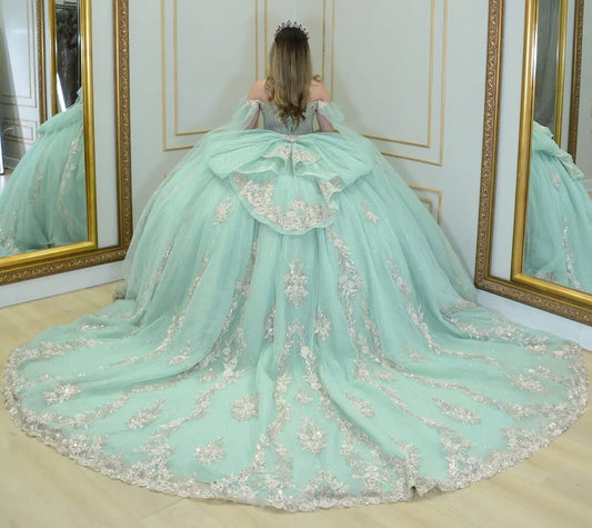 Princess Sweet 16 Quinceanera Dresses Lace Appliqued Birthday Party Dresses HE337