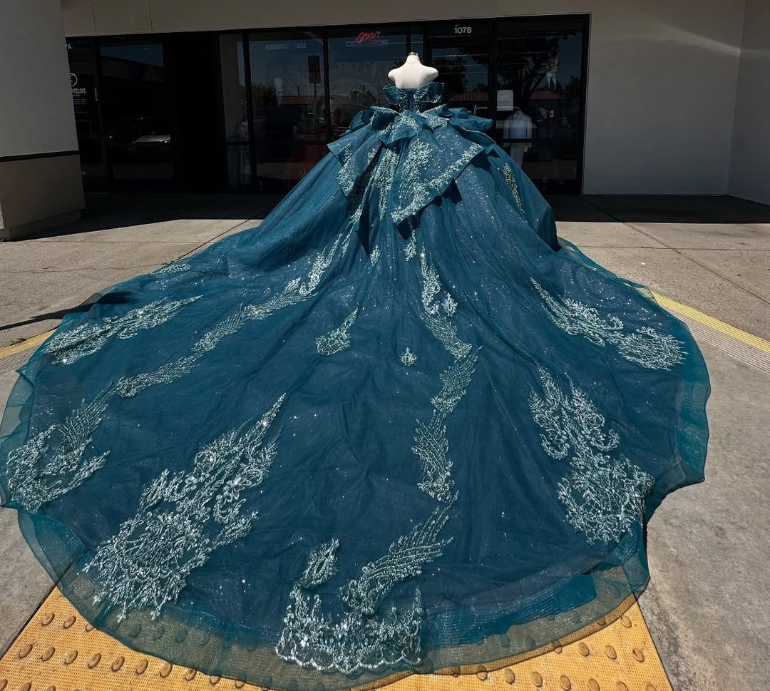 Off Shoulder Quinceanera Dresses Tulle Appliques Sweet 16 Party Dresses HE499