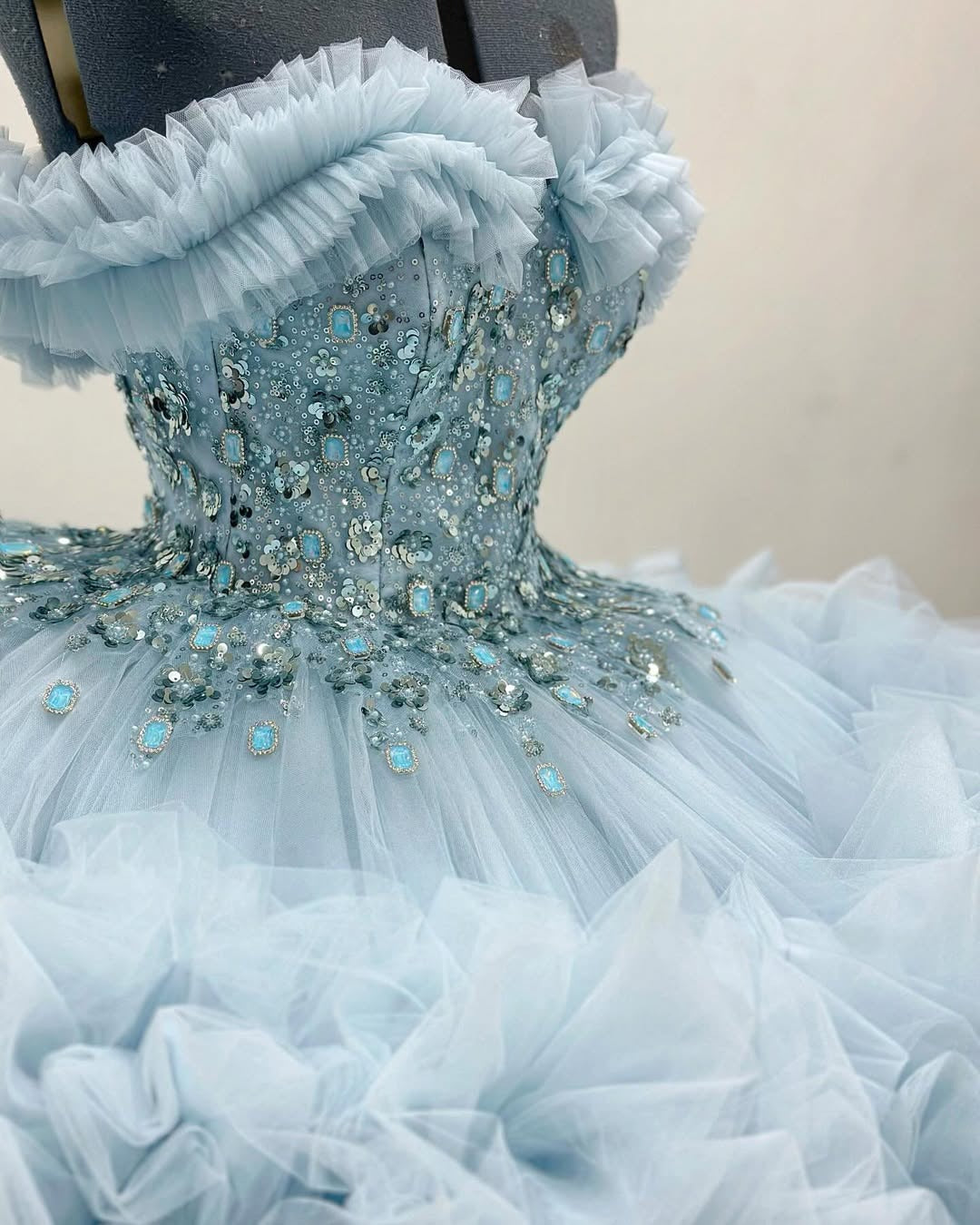 Gorgeous Tulle Ruffles Quinceanera Dresses for Sweet 16 Party Gowns HE449