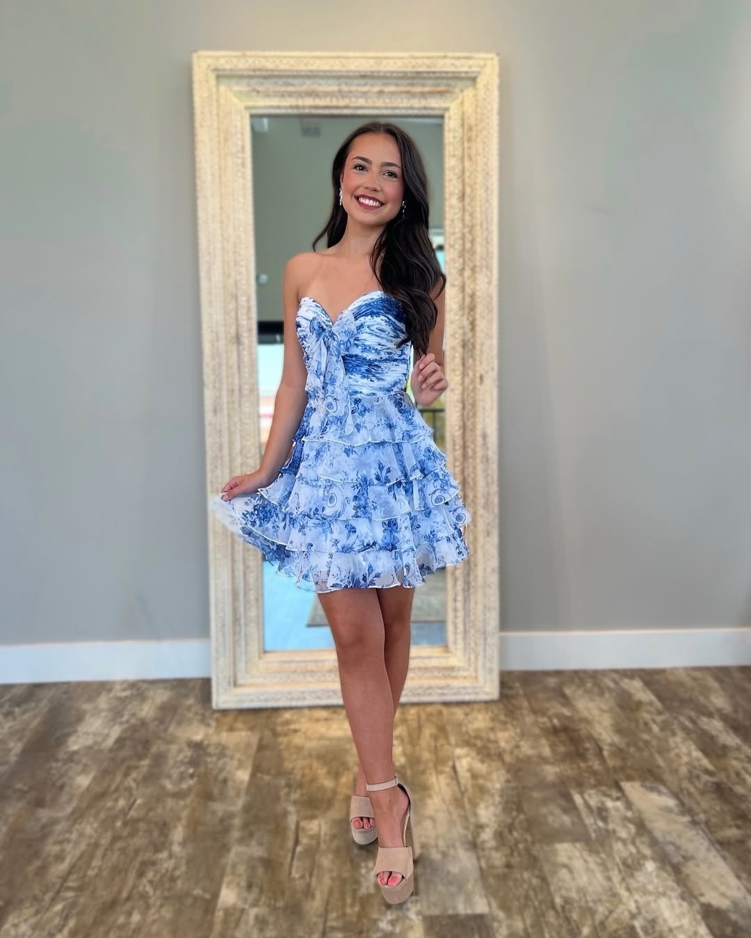Sweetheart Chiffon Print Homecoming Dresses A Line Ruffles Cocktail Gowns HE451