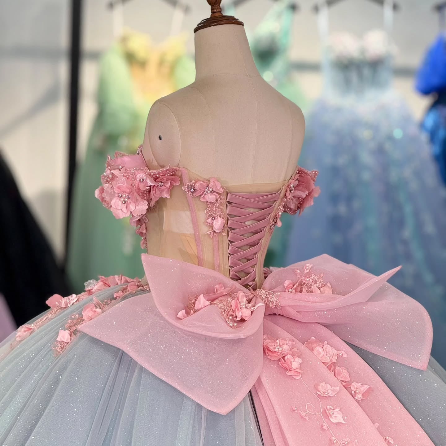 Vestidos de quinceañera con flores 3D de tul, estilo princesa, hombros descubiertos, para fiesta de dulces 16, HE441
