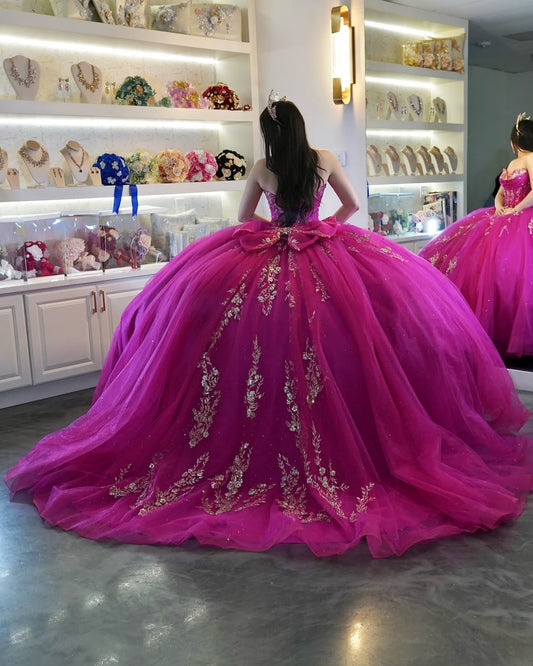 Ball Gown Quinceanera Dresses Sweetheart Tulle Appliques Prom Dresses HE434