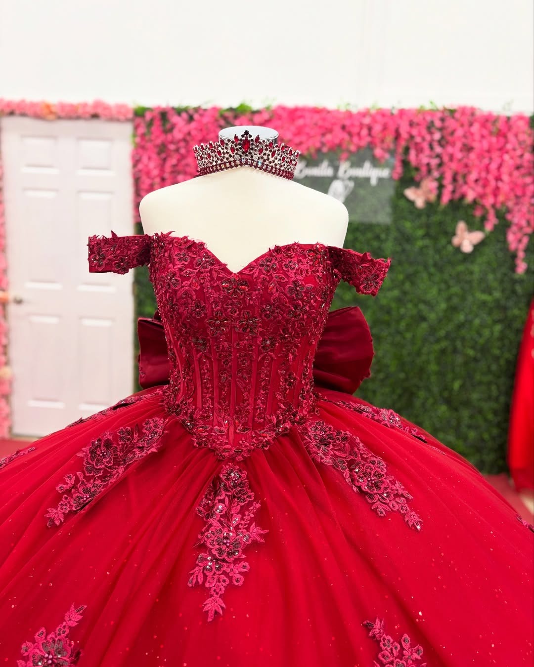 Vestidos de quinceañera con apliques rojos, estilo princesa, para fiesta de 16 años, HE500