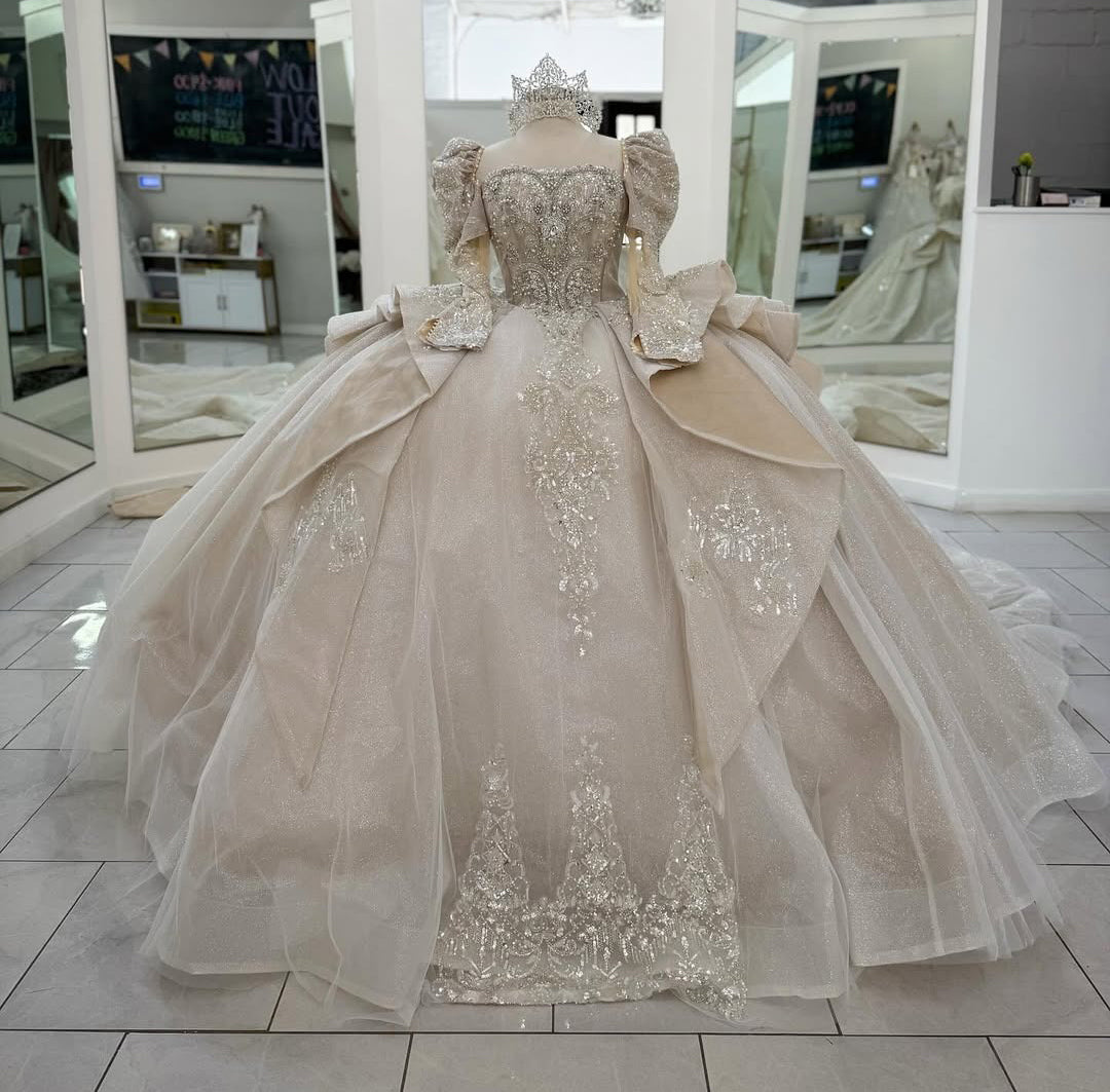 Vestido de quinceañera con tul color champán y encaje con cuentas, vestido de fiesta estilo princesa con escote corazón HE429