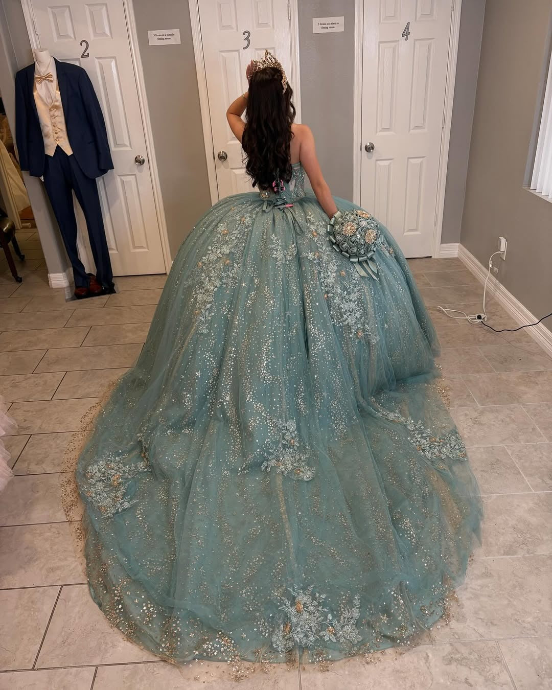 Vestidos de quinceañera con hombros descubiertos, tul princesa, apliques, vestidos de quinceañera HE530