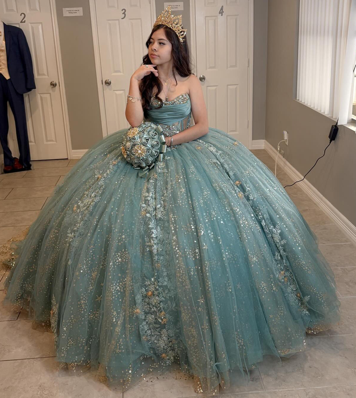 Vestidos de quinceañera con hombros descubiertos, tul princesa, apliques, vestidos de quinceañera HE530