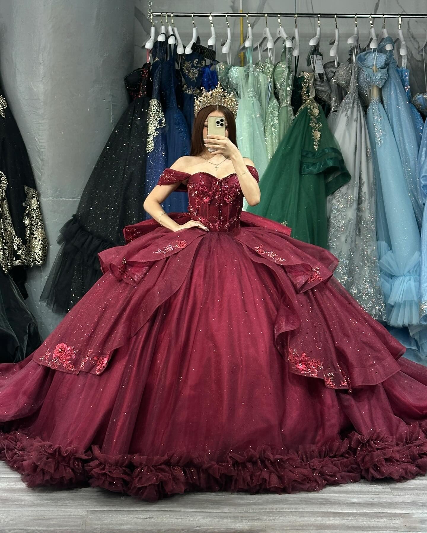 Burgundy Ball Gown Quinceanera Dresses Sweet 16 Tulle Ruffles Party Gowns HE511