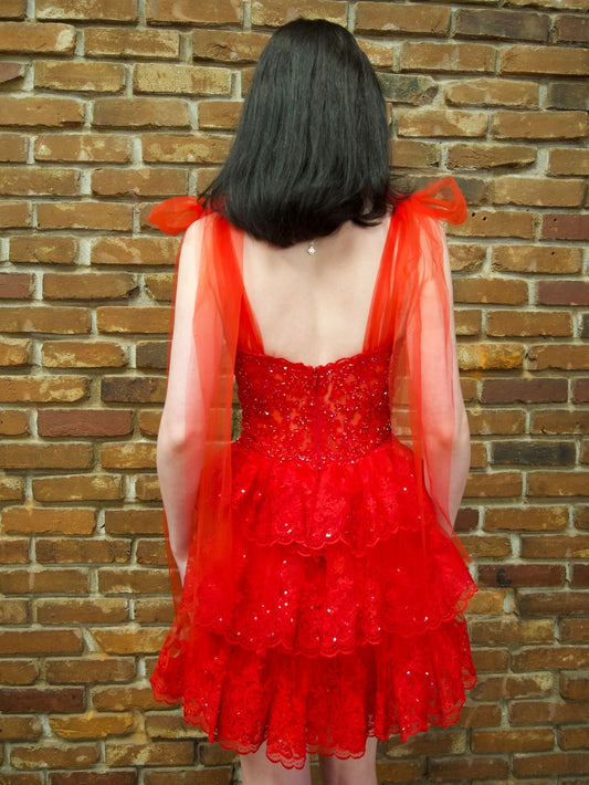 A Line Tulle Ruffles Homecoming Dresses Lace Appliqued Cocktail Gowns HE497