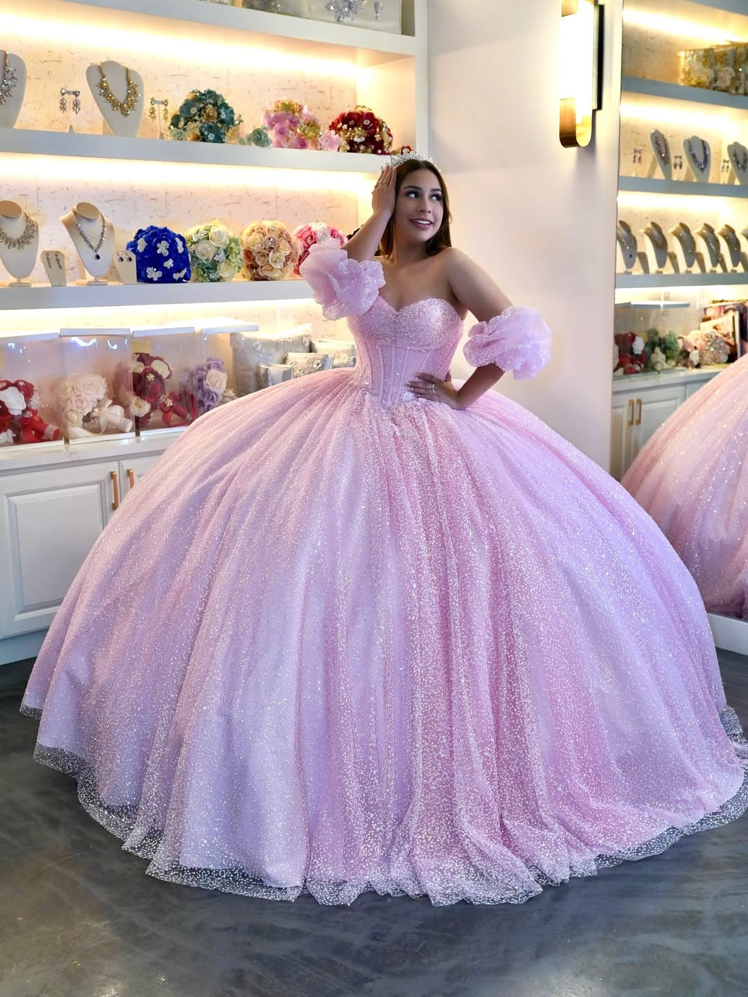 Hermoso vestido de quinceañera con escote corazón y corte en forma de corazón, vestido de fiesta HE528